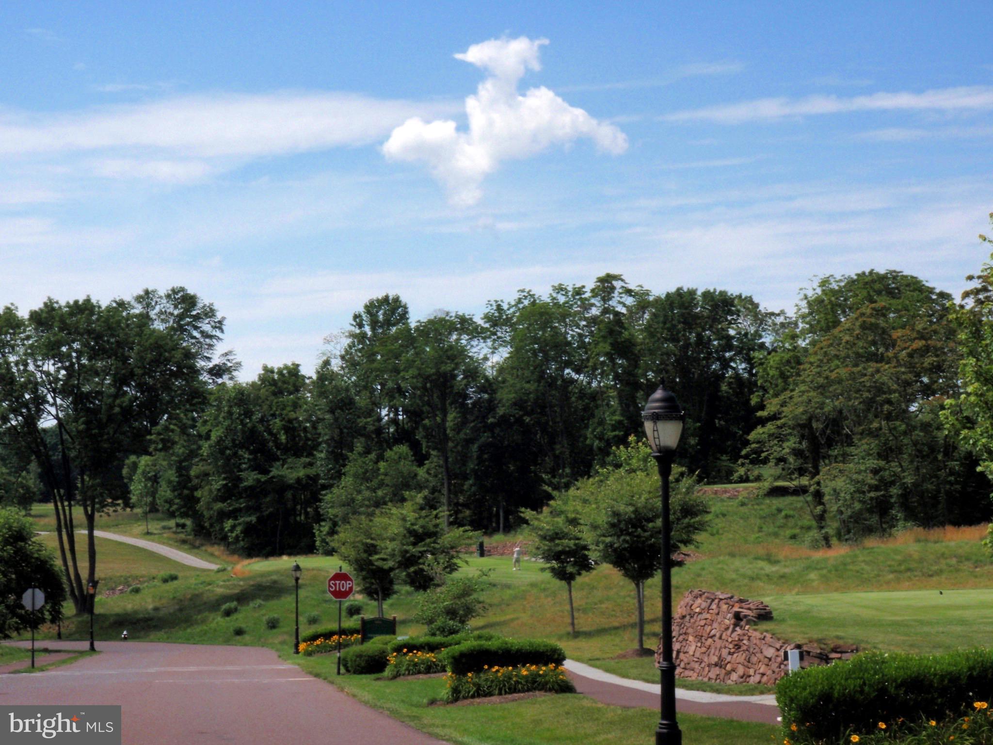 RIVERCREST - Residential