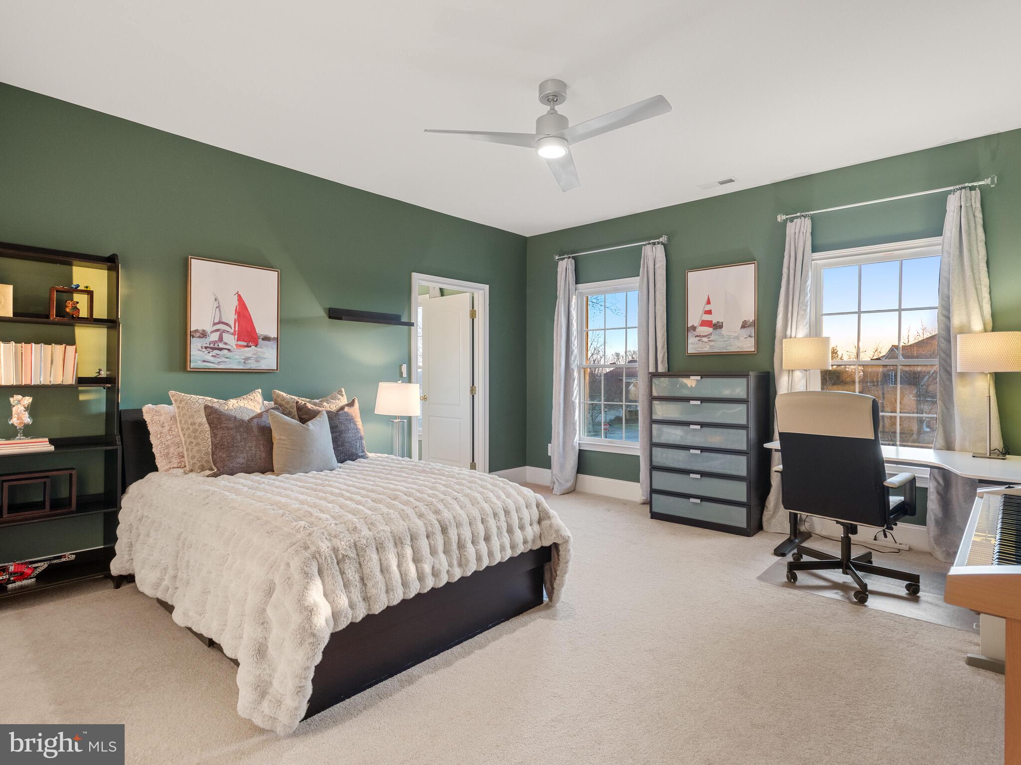 RIVERCREST - Residential