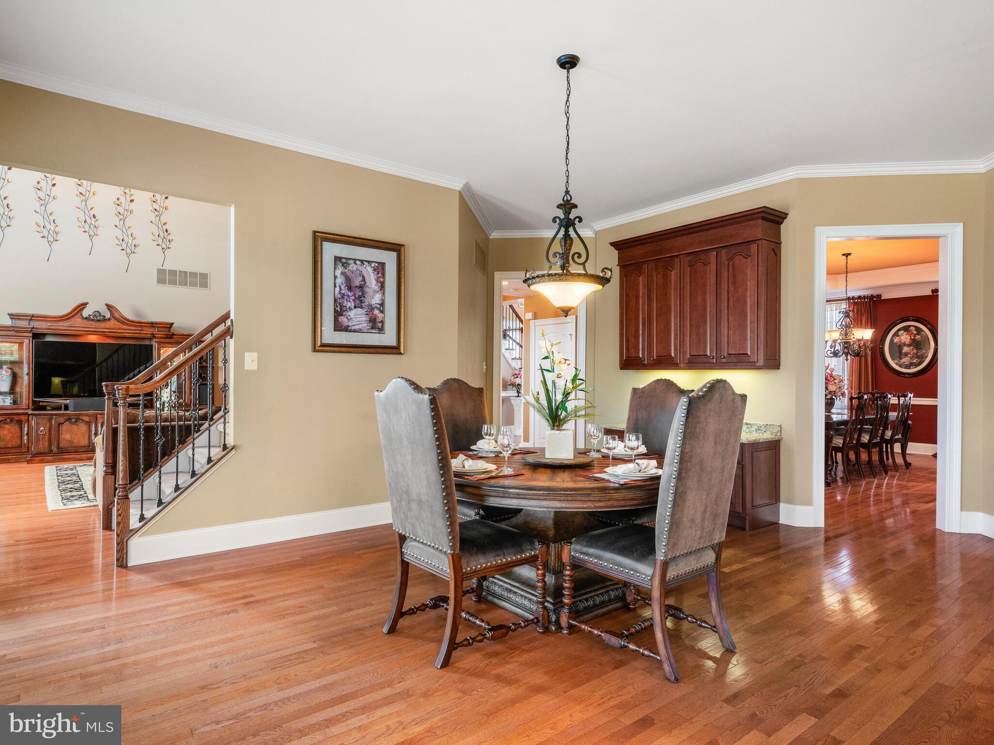 RIVERCREST - Residential