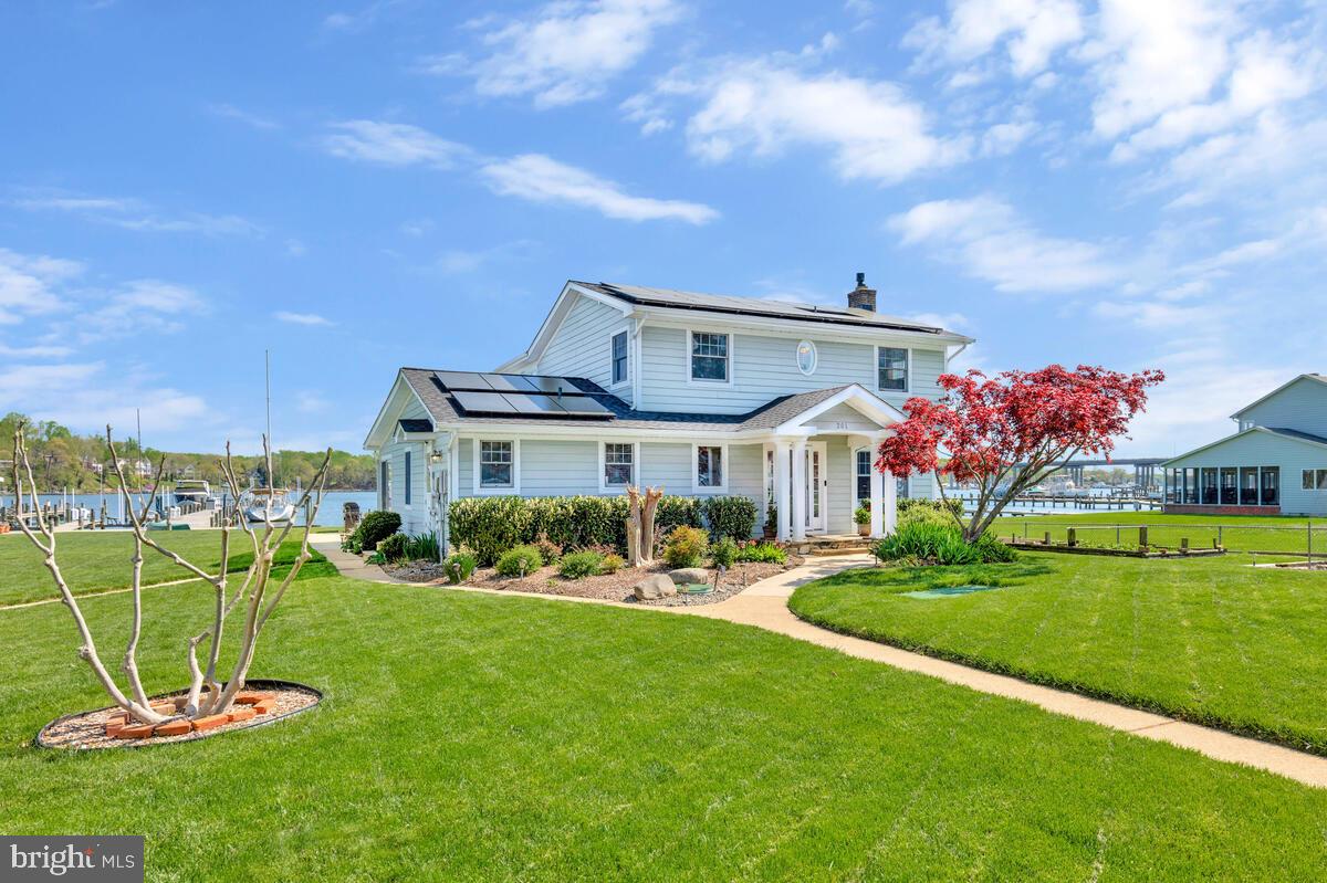 EDGEWATER BEACH - Residential
