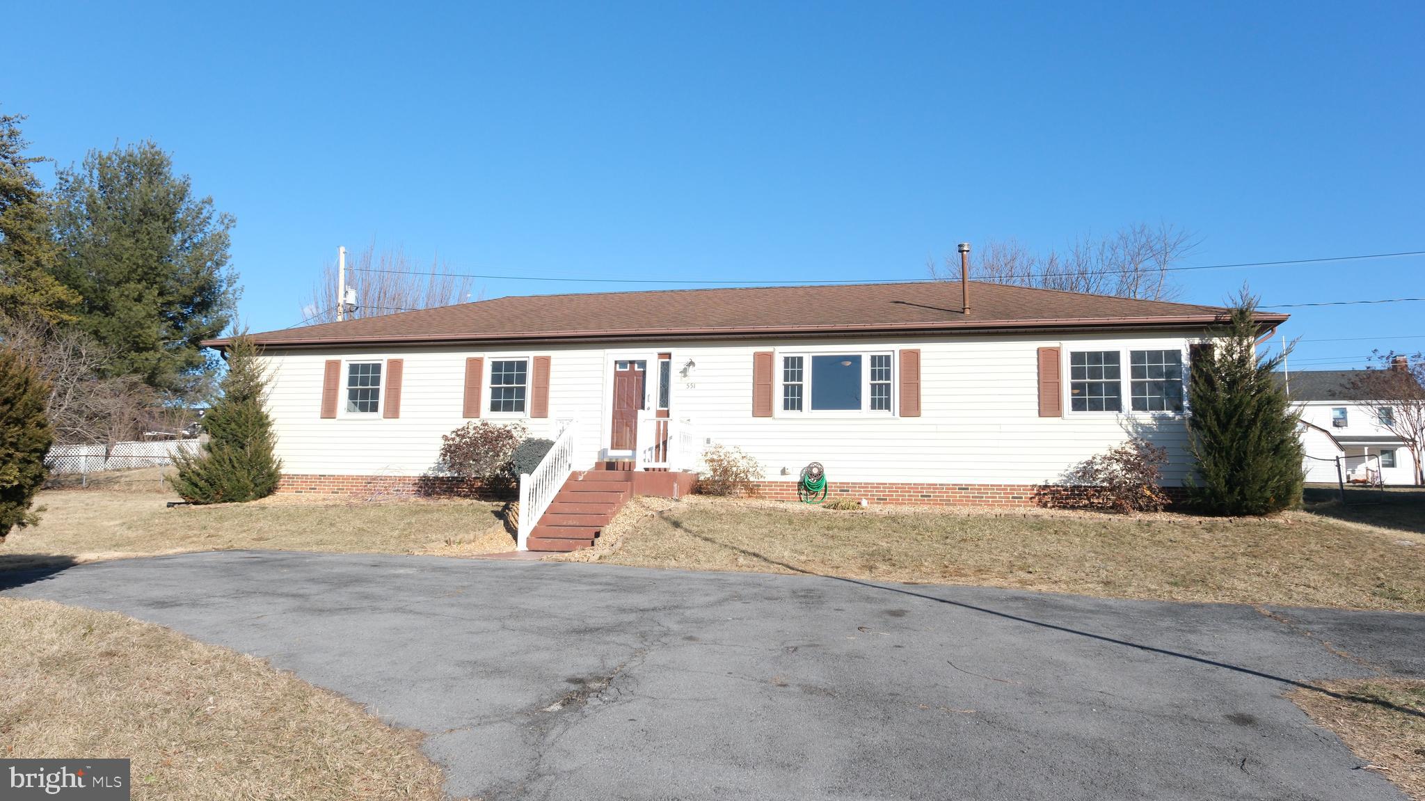 BEST AND FINAL OFFERS DUE MONDAY APRIL 14 AT NOON
Granite countertop. Nice rancher at the end of a cul-de-sac in the city of Charles Town. Easy walk to Jefferson County Memorial Park.  Freshly redone LVP floors, new paint, trim, etc. Pellet stove for the cold winters. Large primary bedroom features a walk in closet & bathroom features a large soaking tub.  Fence around the perimeter, a deck to relax on, and an above ground pool (pool sold as-is, needs liner). Large shed for storage. Stone retaining wall in backyard off large deck. Add your personal touch to the backyard landscaping and you will have years of enjoyment.