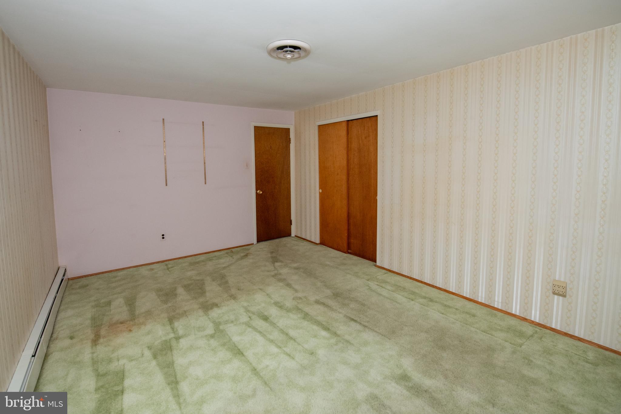 WOOD LAKE - Residential