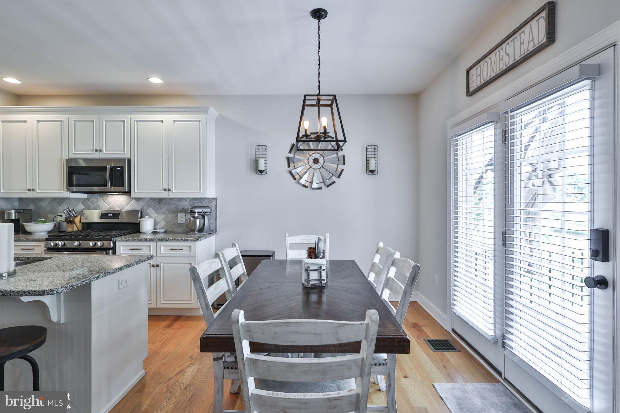 TREETOP ESTATES - Residential