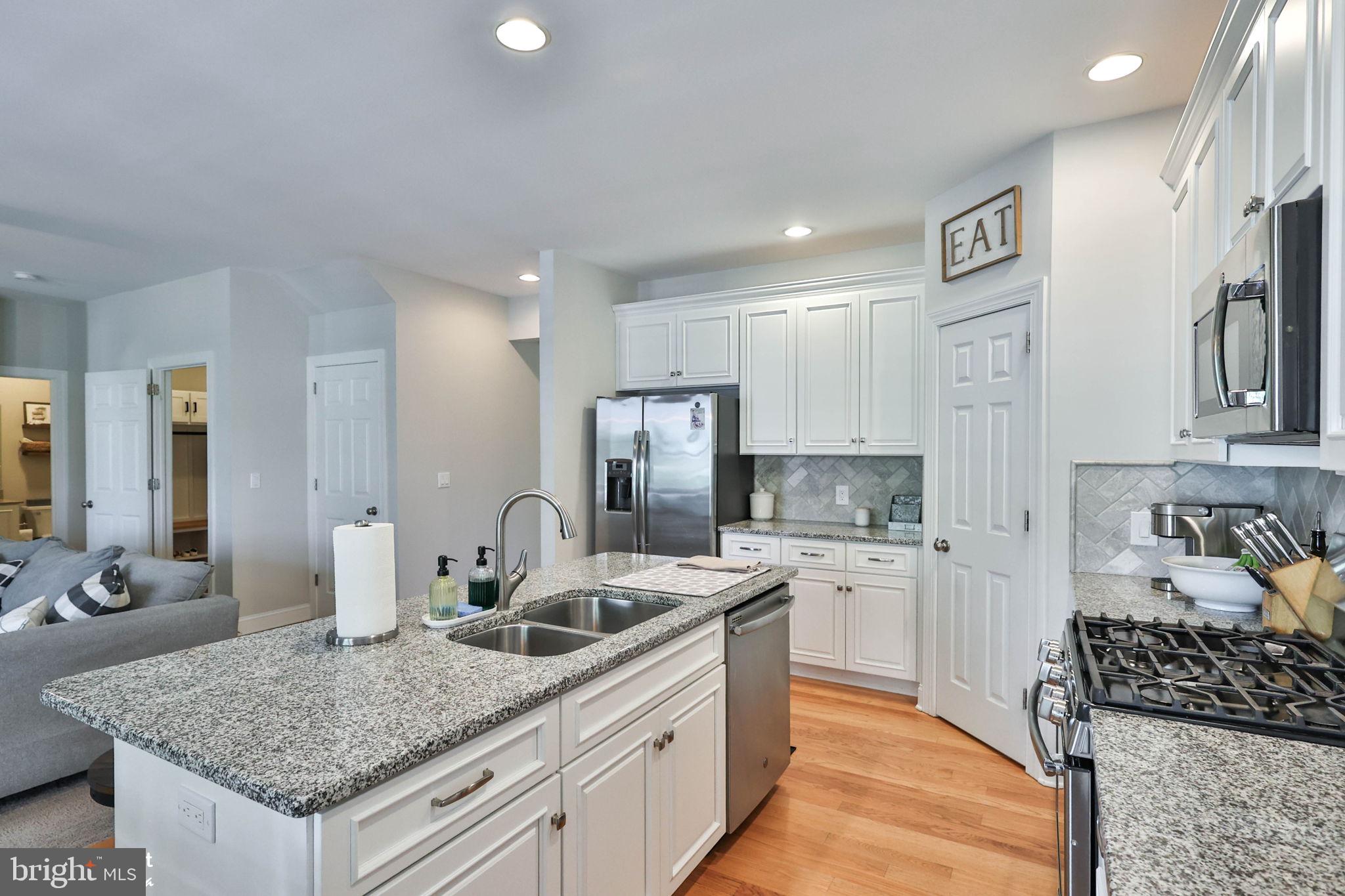 TREETOP ESTATES - Residential