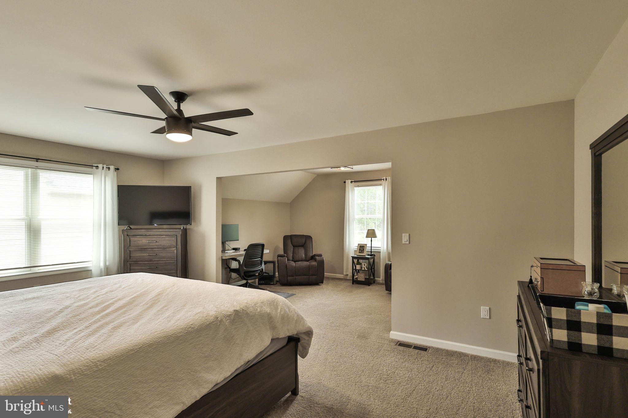 TREETOP ESTATES - Residential