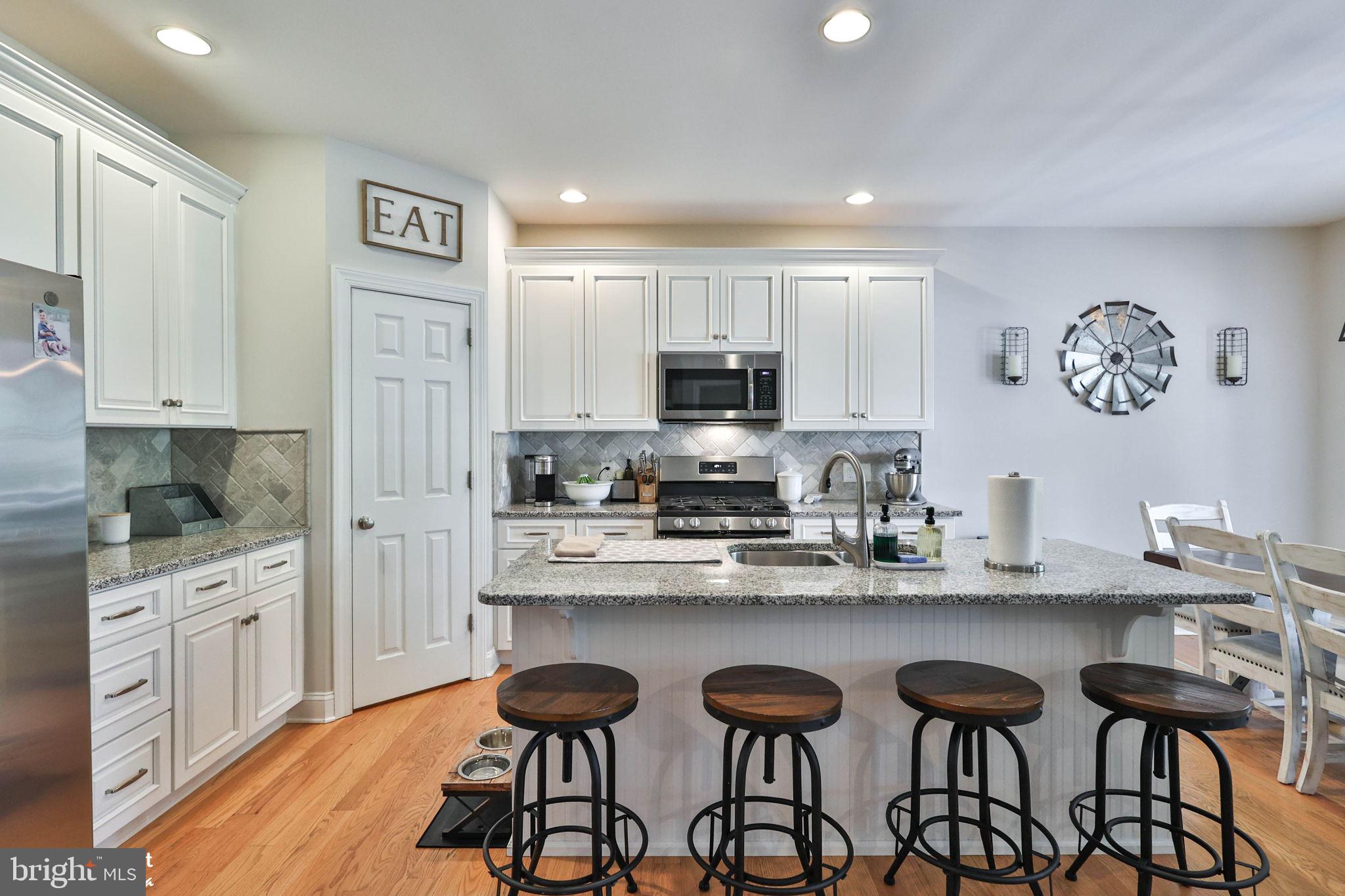 TREETOP ESTATES - Residential