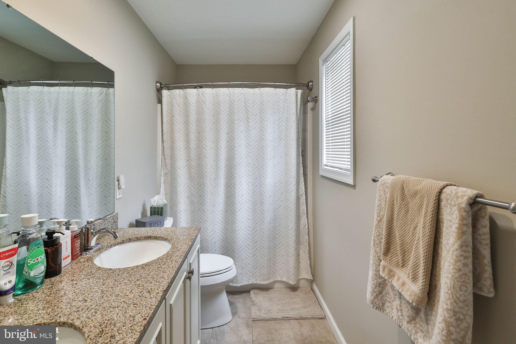 TREETOP ESTATES - Residential