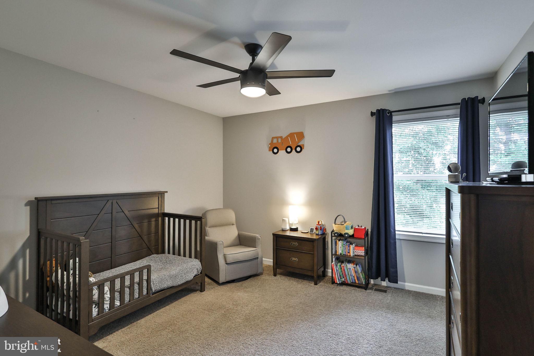 TREETOP ESTATES - Residential
