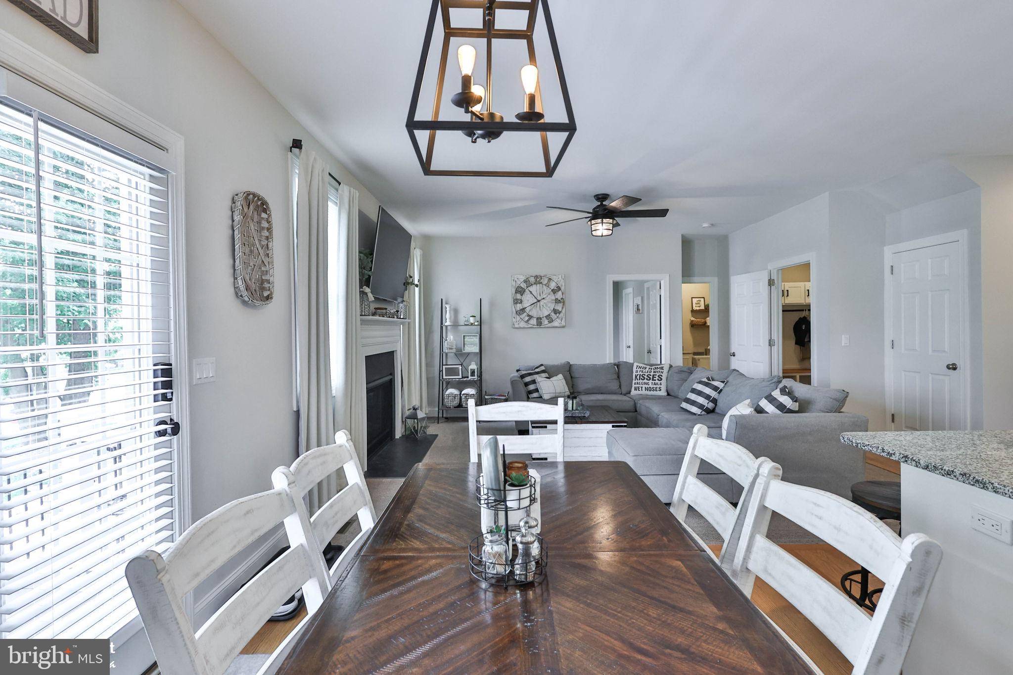 TREETOP ESTATES - Residential