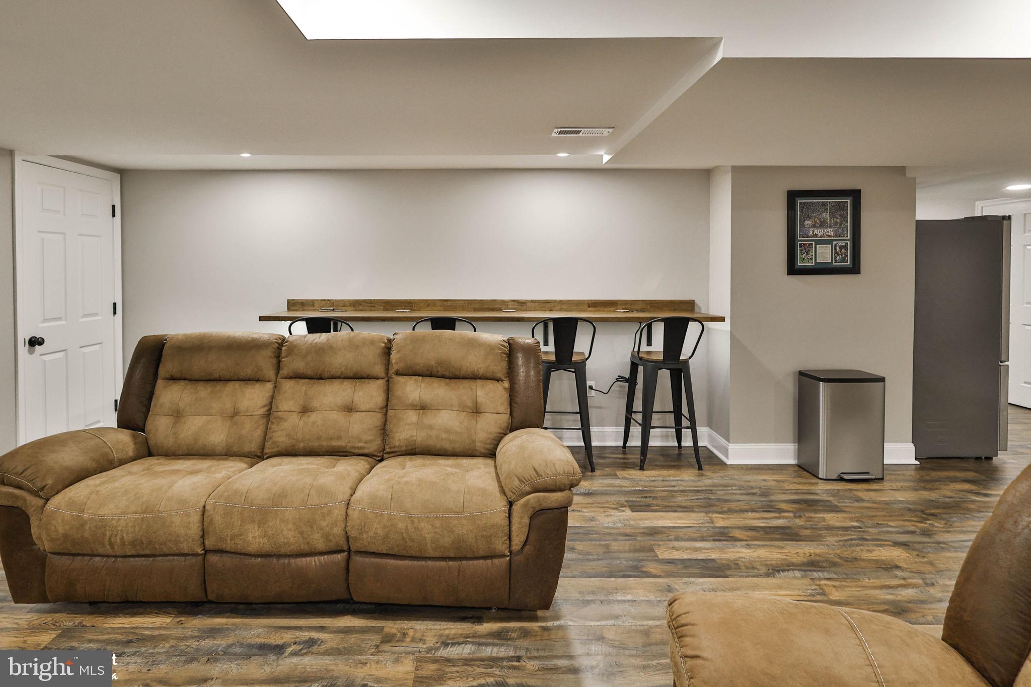 TREETOP ESTATES - Residential