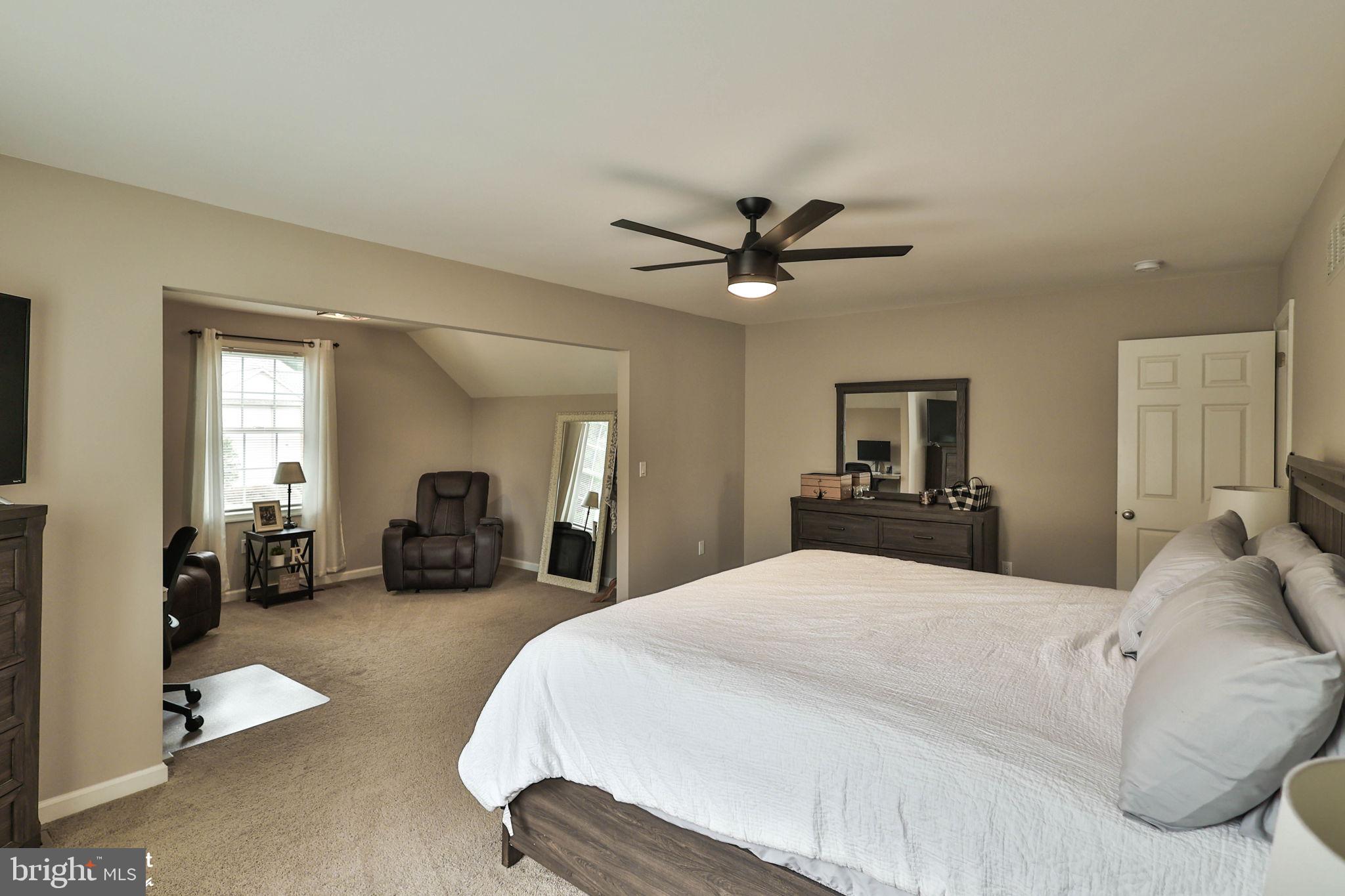 TREETOP ESTATES - Residential