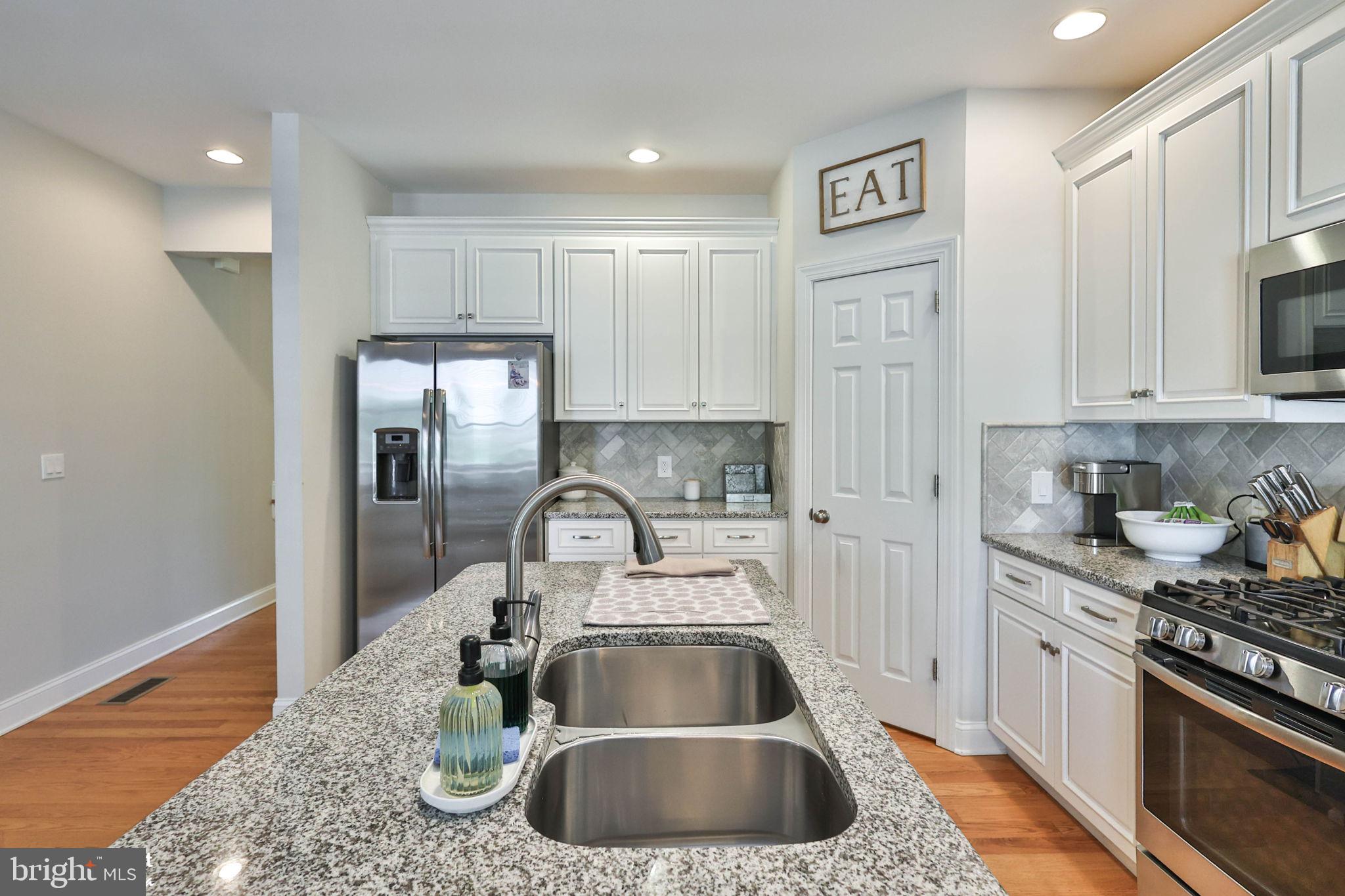 TREETOP ESTATES - Residential