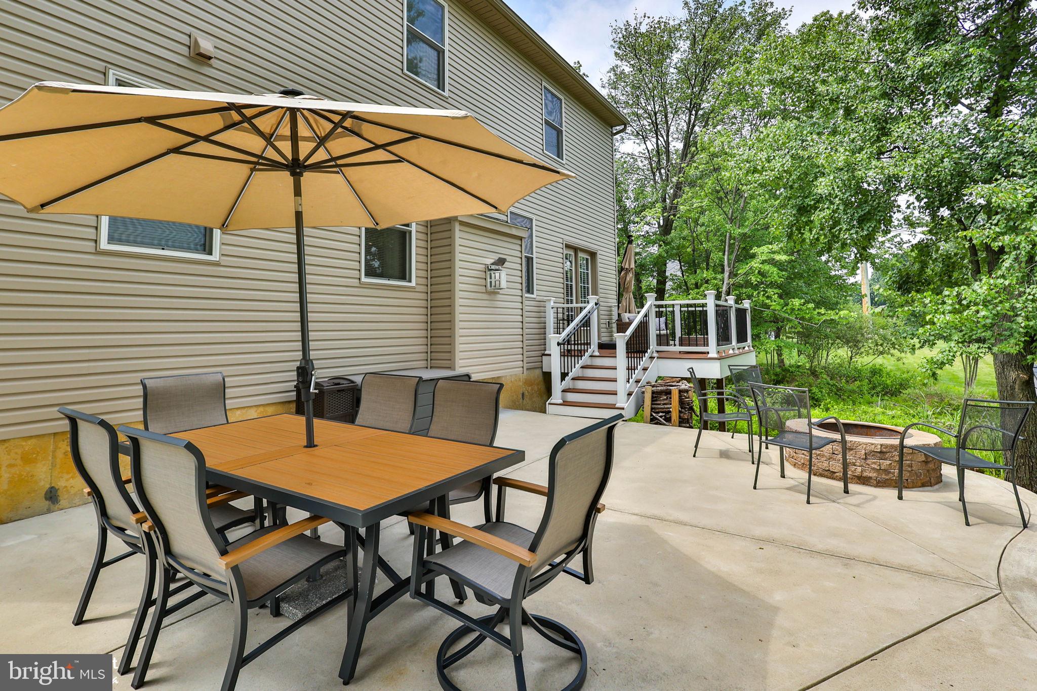 TREETOP ESTATES - Residential