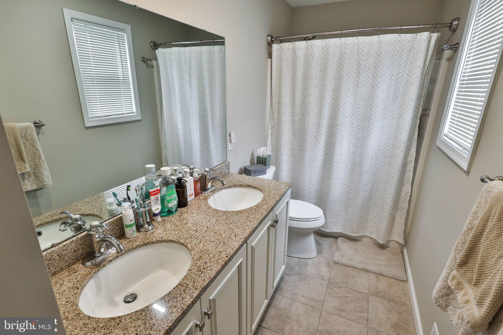 TREETOP ESTATES - Residential