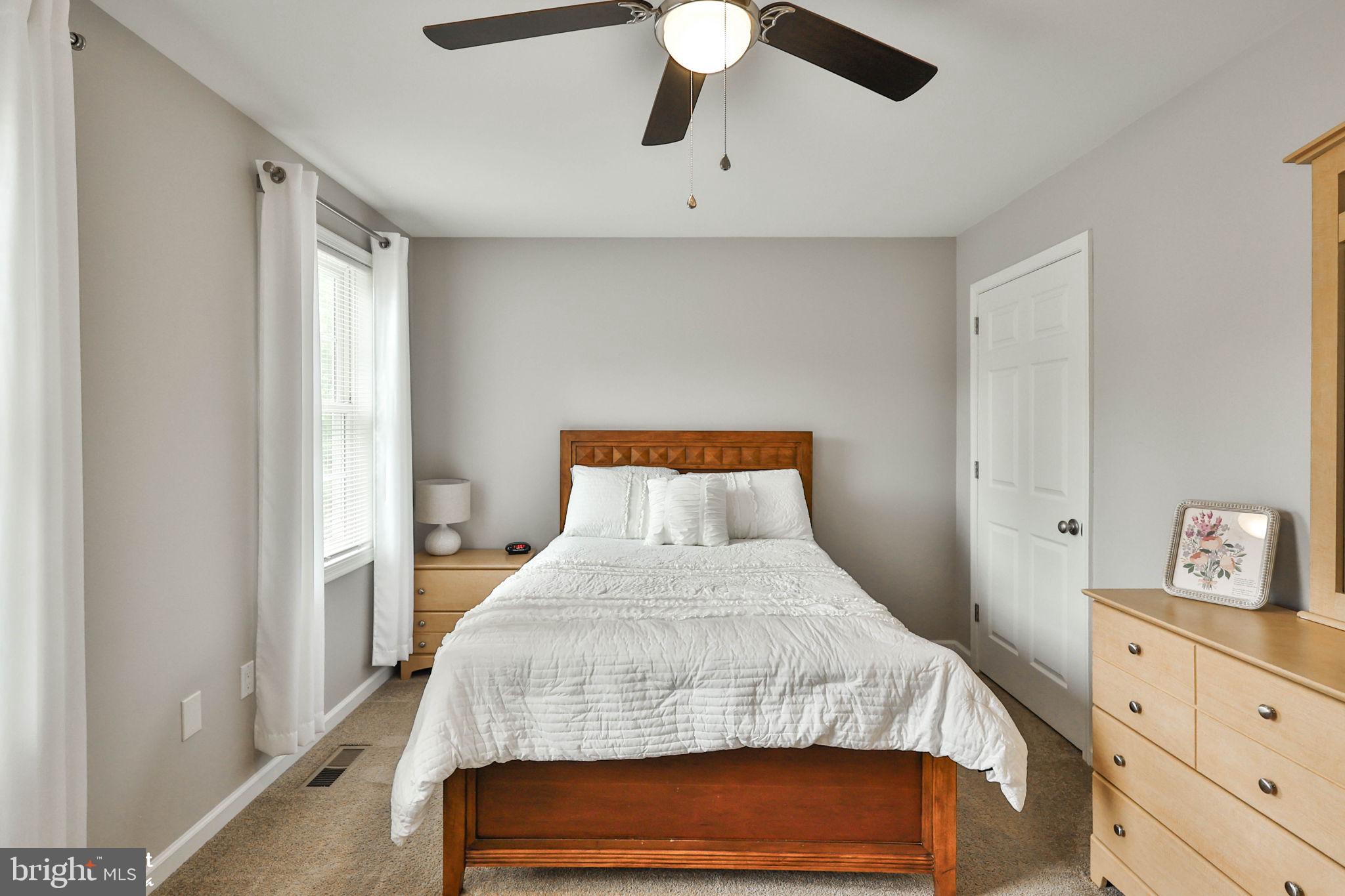 TREETOP ESTATES - Residential