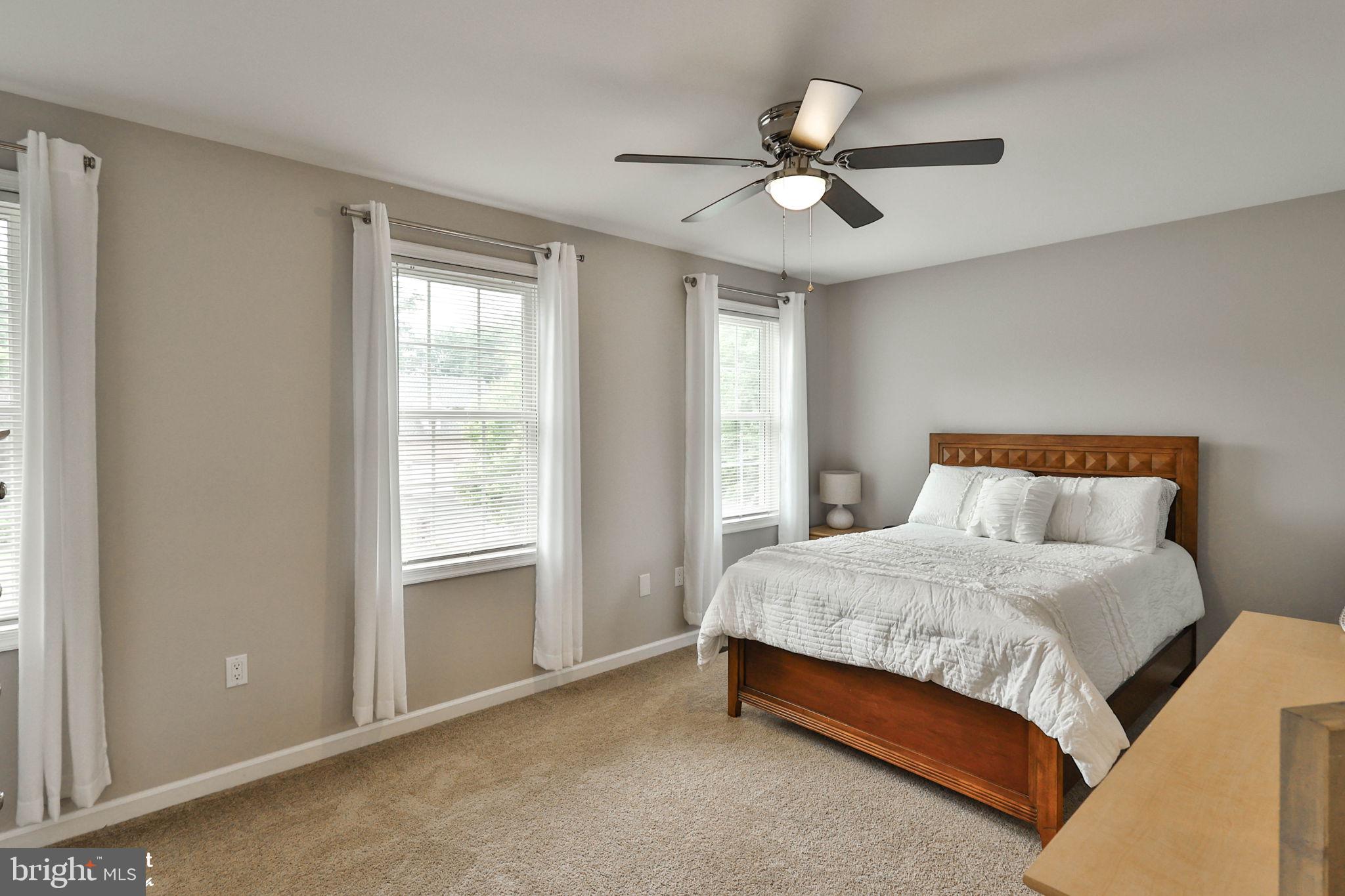 TREETOP ESTATES - Residential