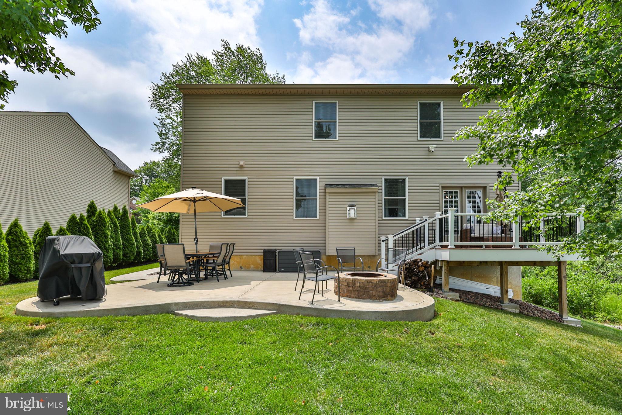 TREETOP ESTATES - Residential