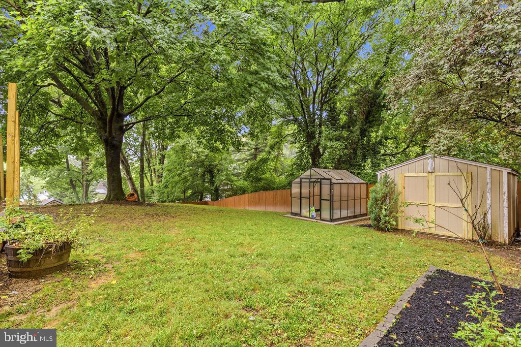 ROCK CREEK HILLS - Residential