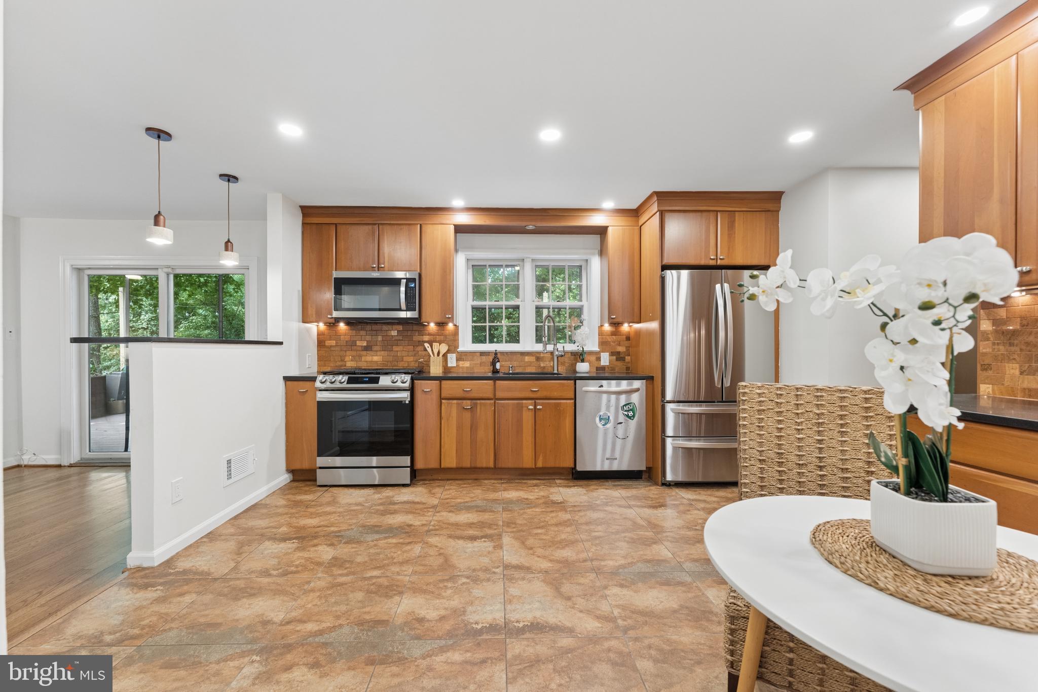ROCK CREEK HILLS - Residential
