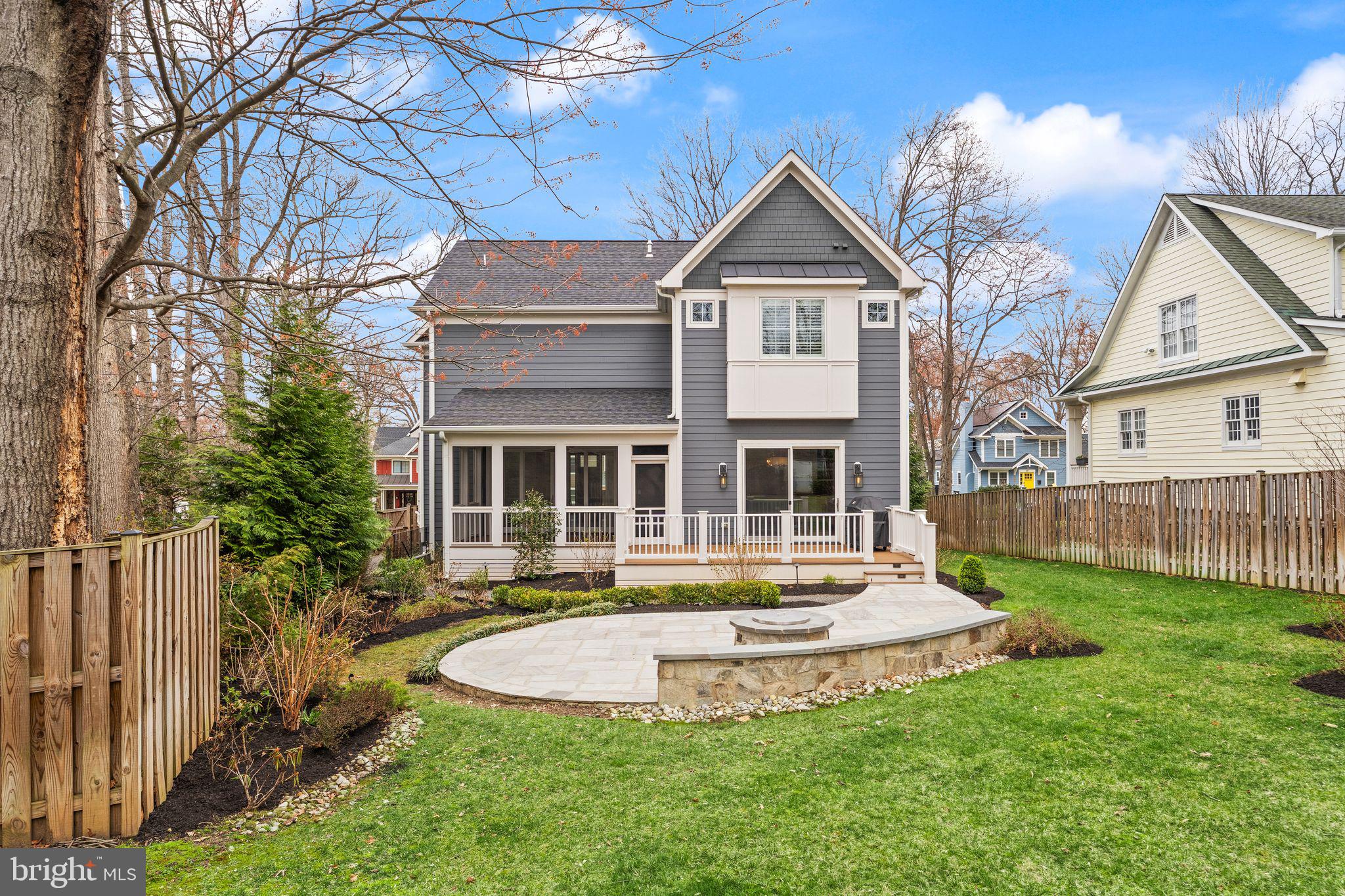 KINGCREST - Residential