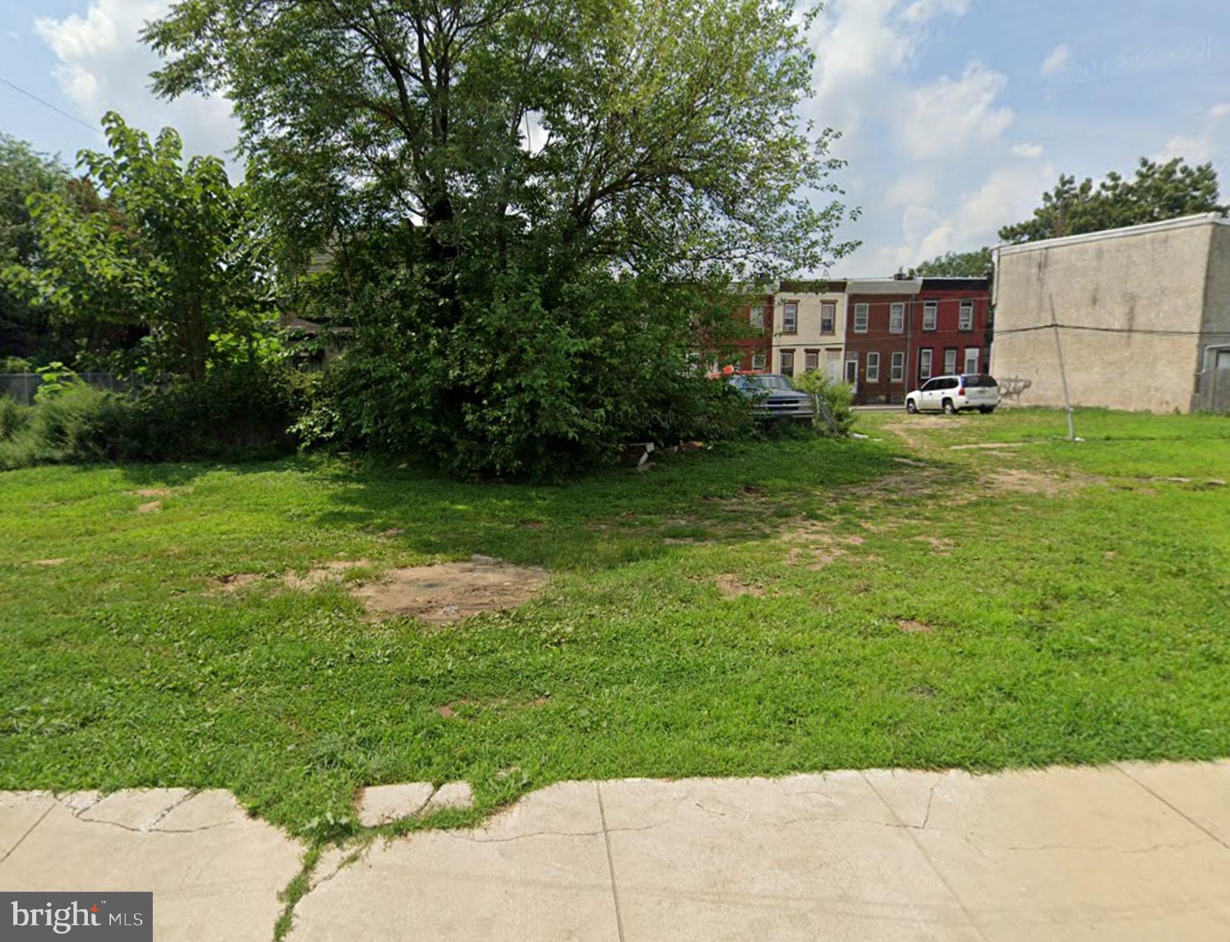 Development opportunity in Port Richmond.  Already 7 new construction homes built on the block with more development coming.  5 minute drive from Fishtown.