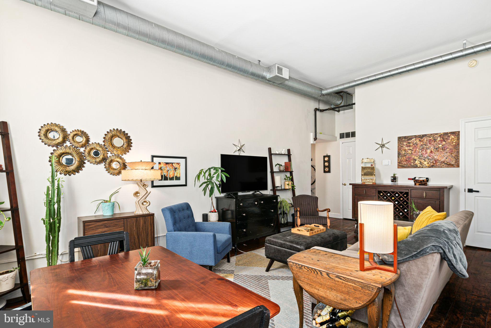 OLD CITY - Residential