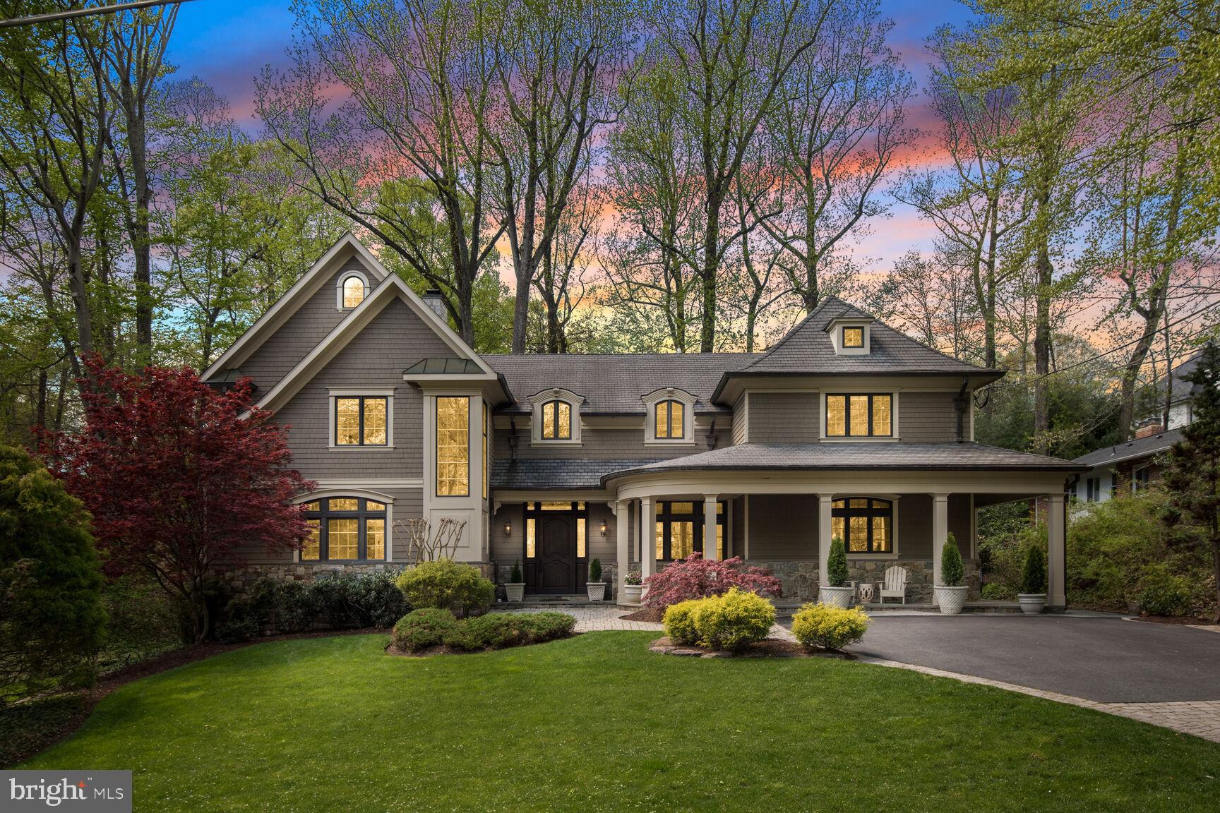 BANNOCKBURN ESTATES - Residential