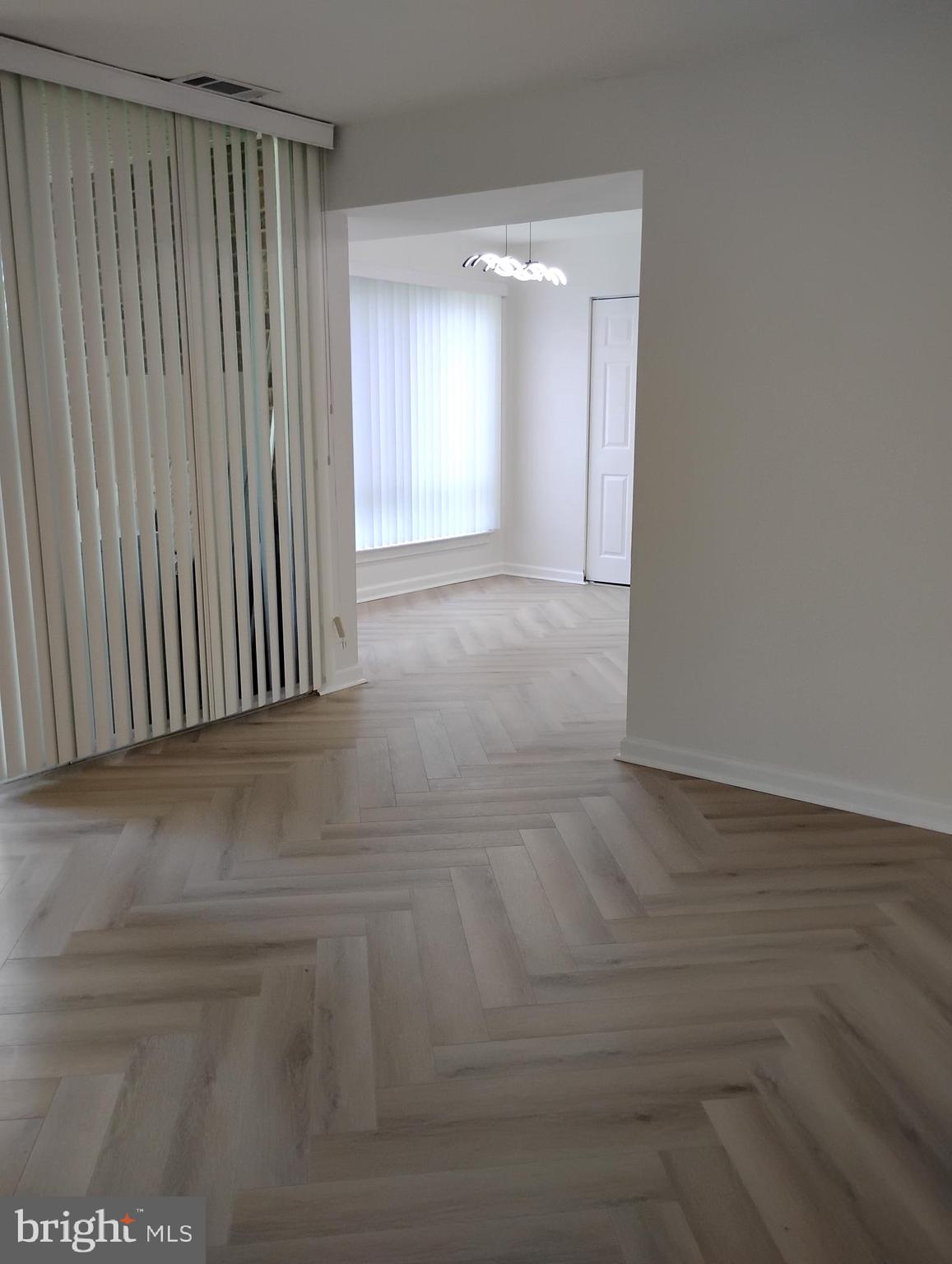 CHELSEA WOODS - Residential