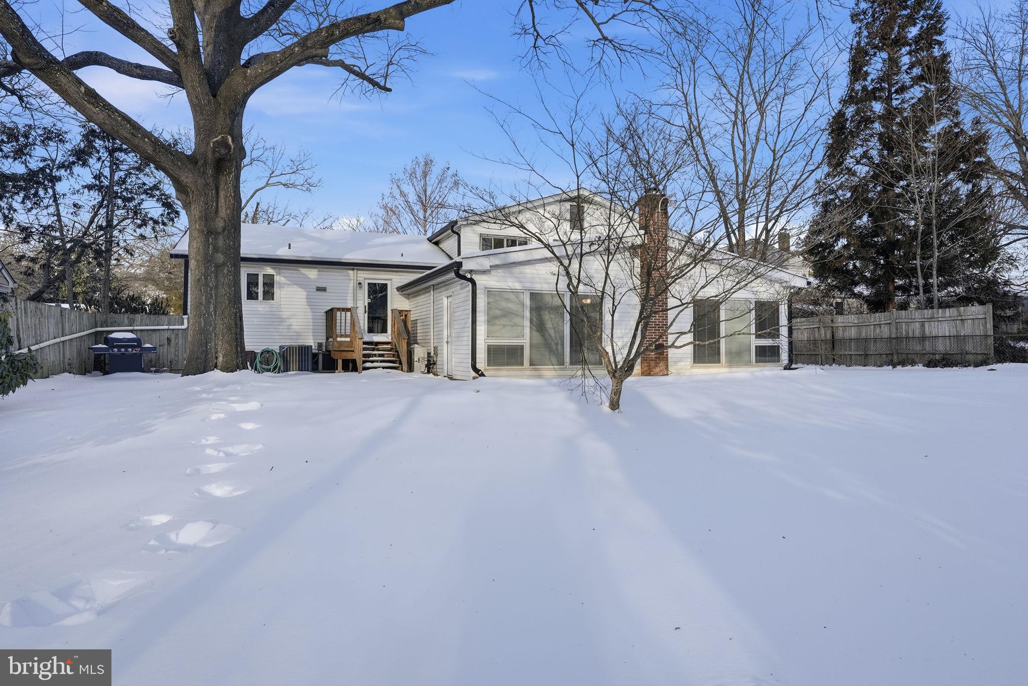 SPRING VALLEY - Residential