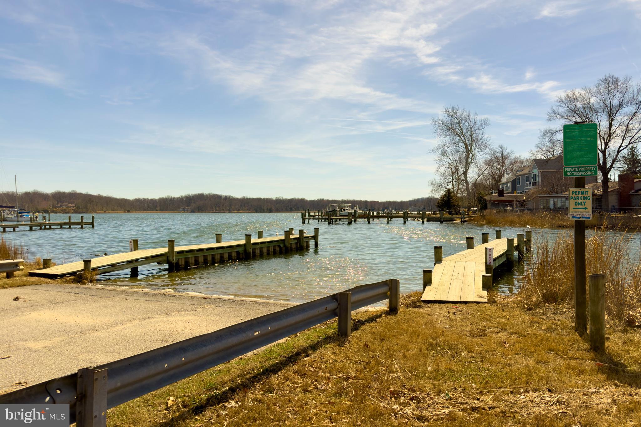 WOODLAND BEACH - Land