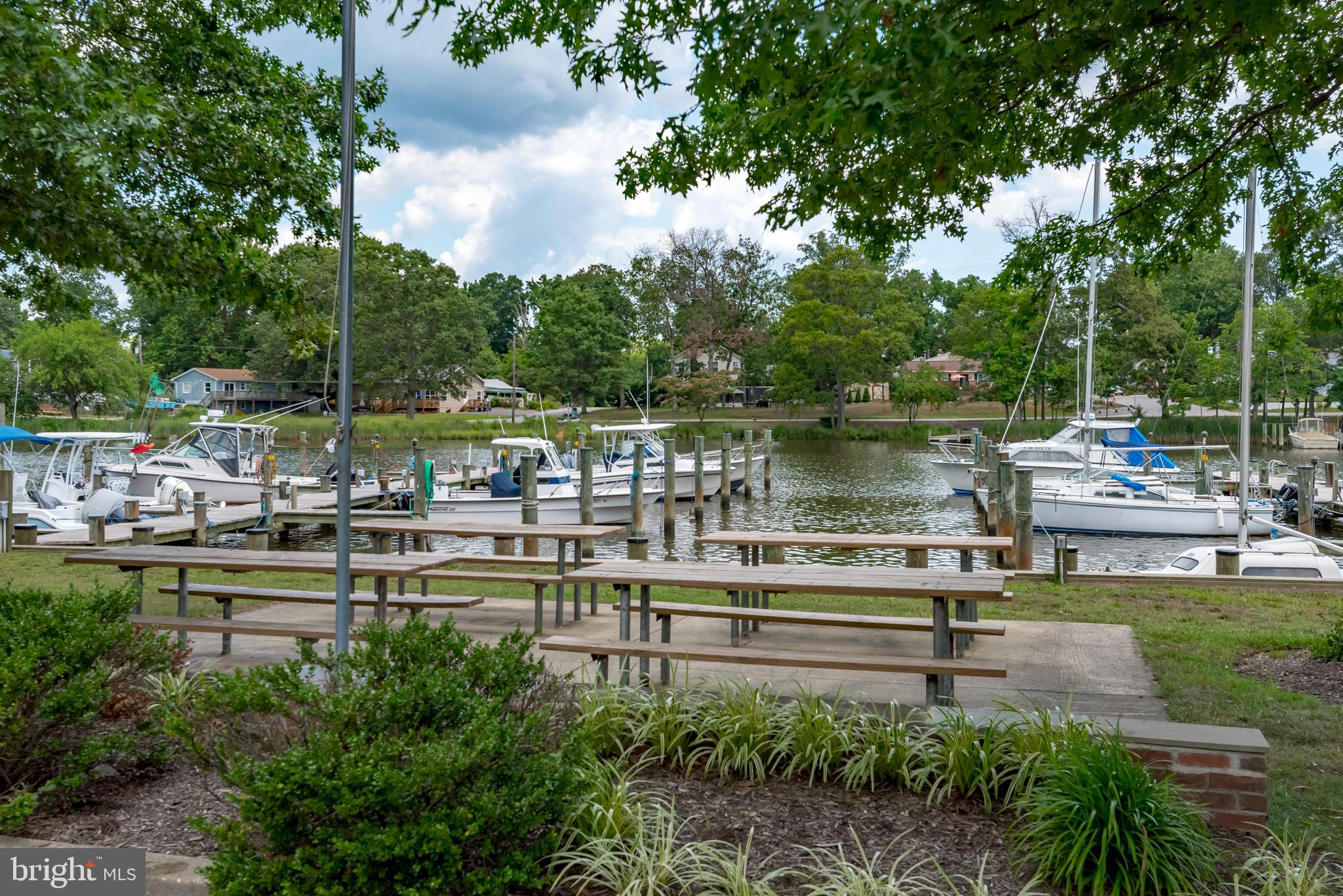 WOODLAND BEACH - Land