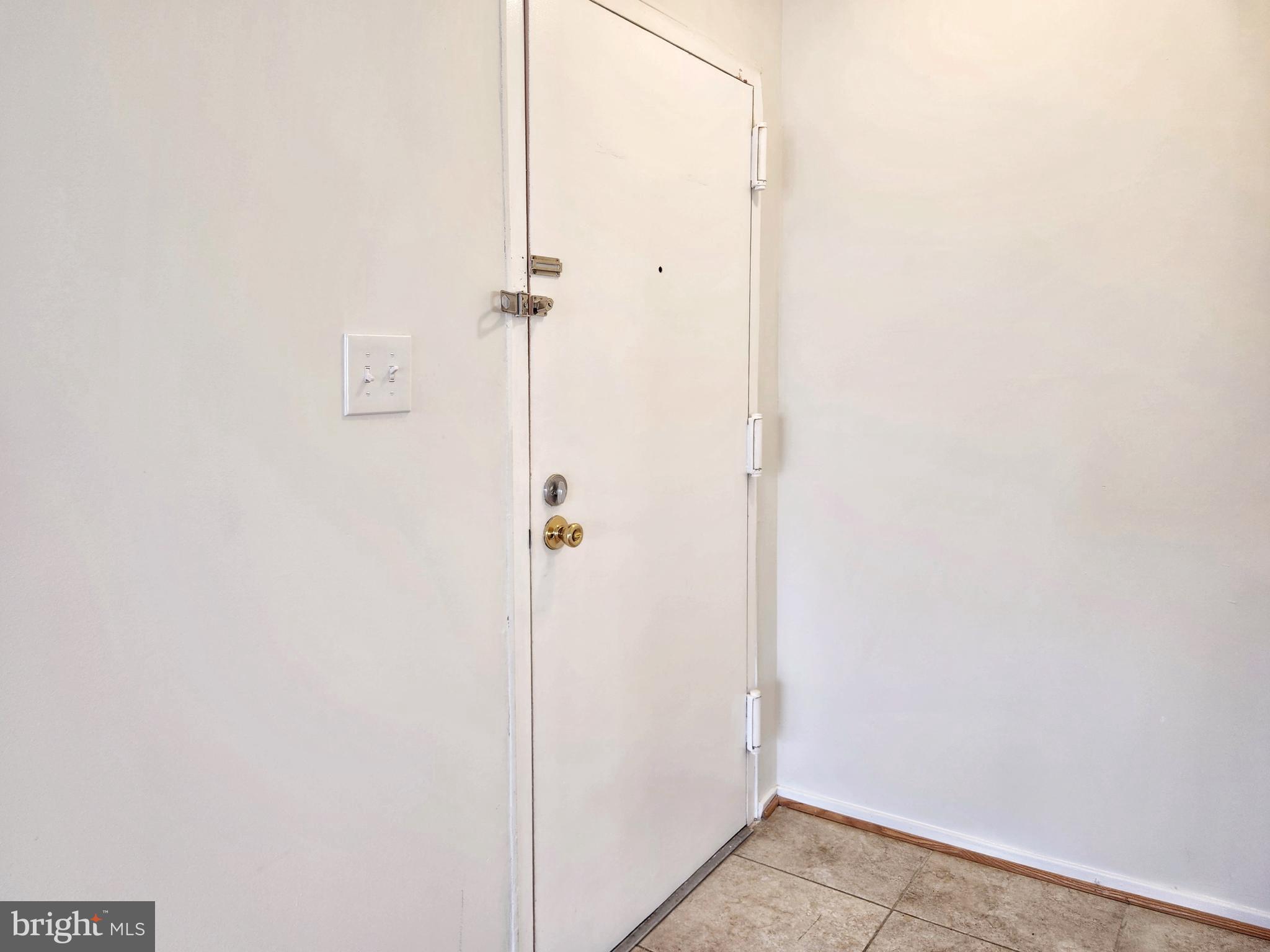 JEFFERSON MEWS - Residential