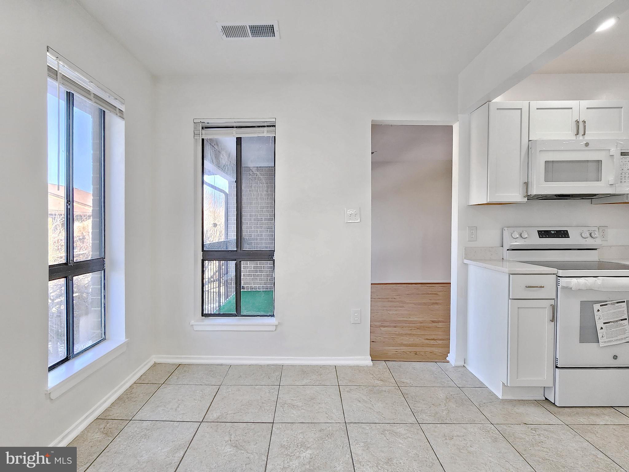 JEFFERSON MEWS - Residential