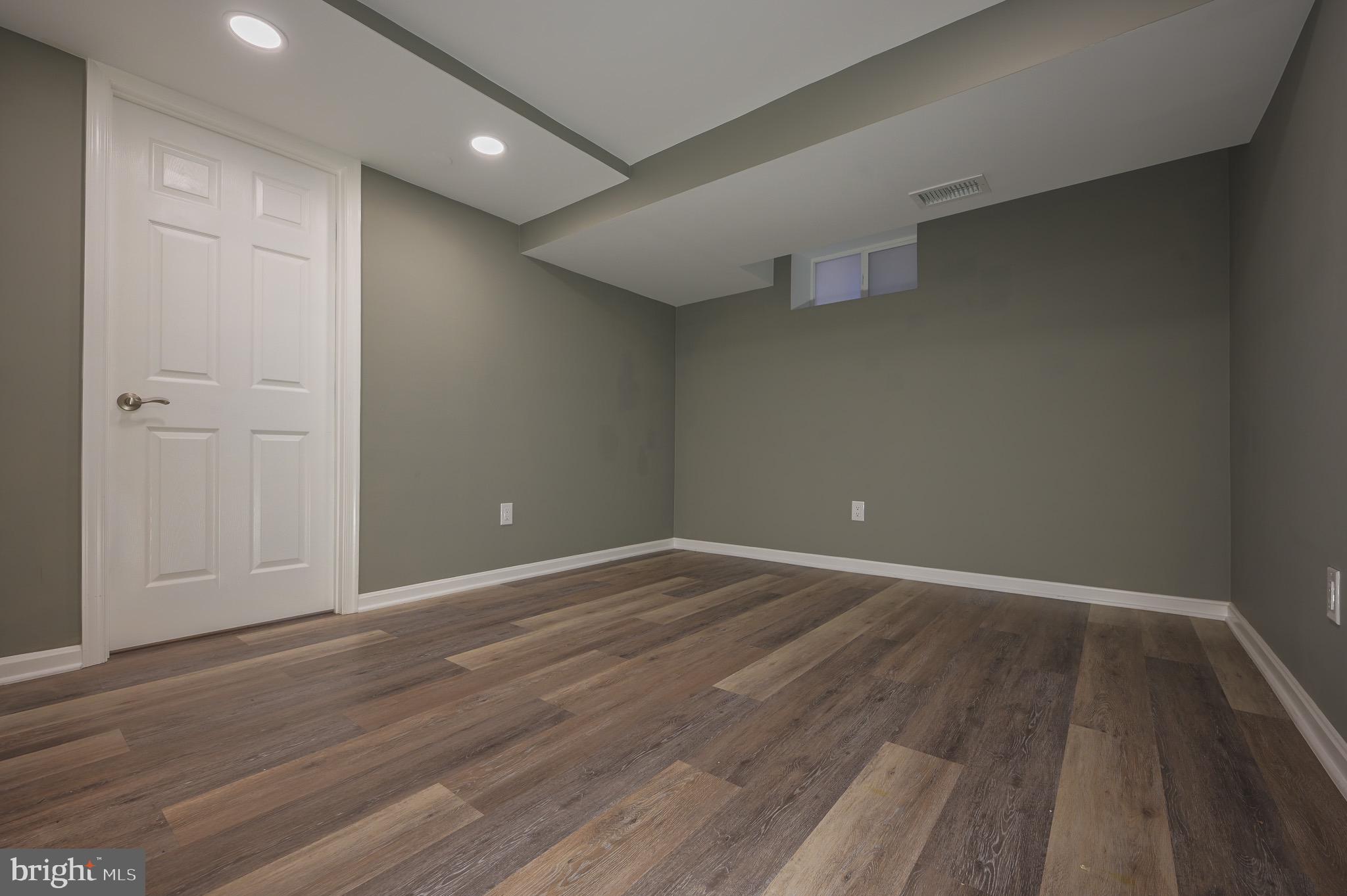 OLD TOWN ALEXANDRIA - Residential Lease
