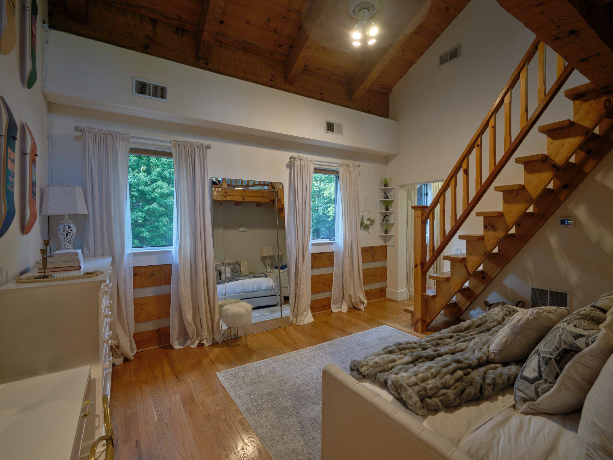 CHAUTAUQUA - Residential
