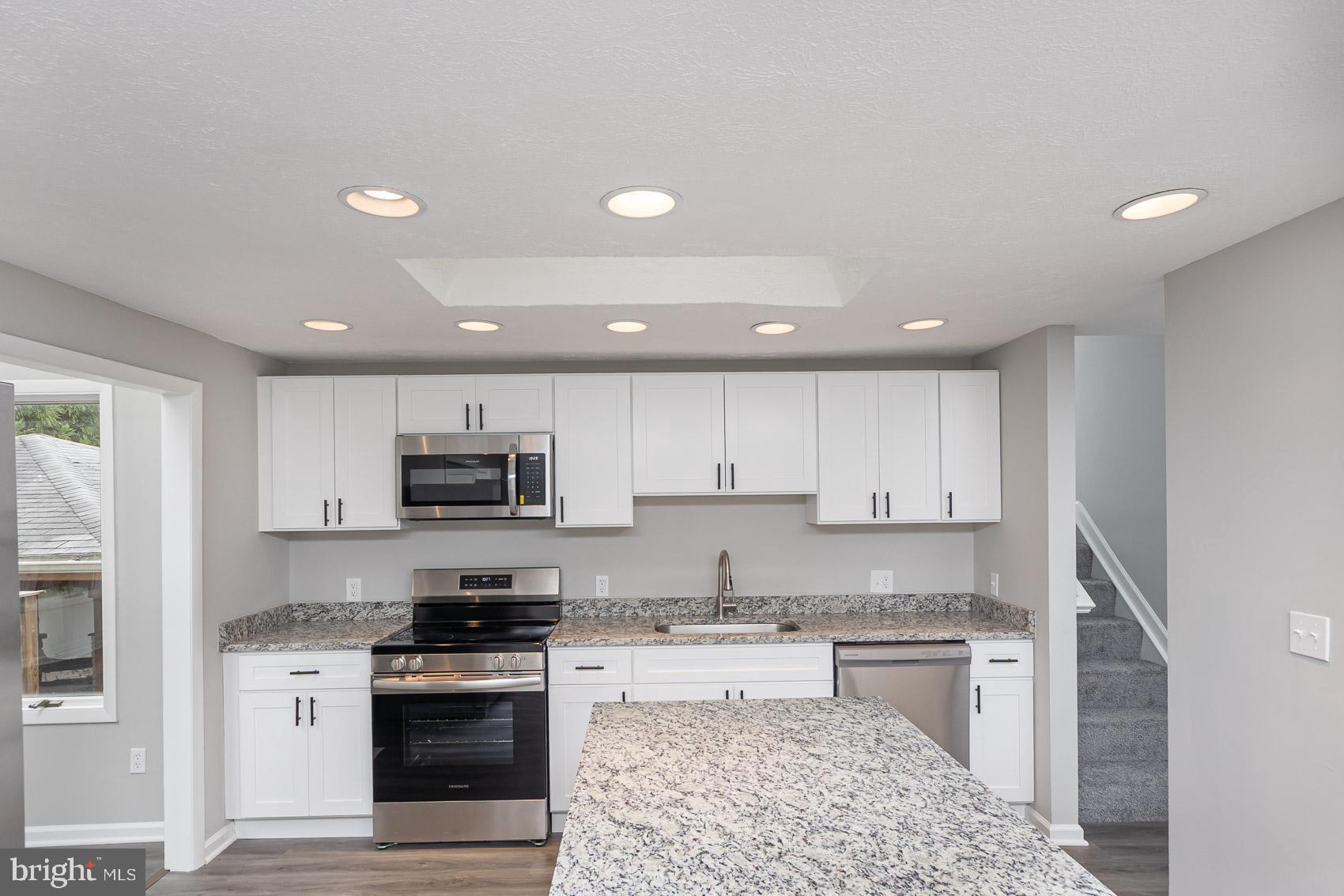 RUMSEY ISLAND - Residential