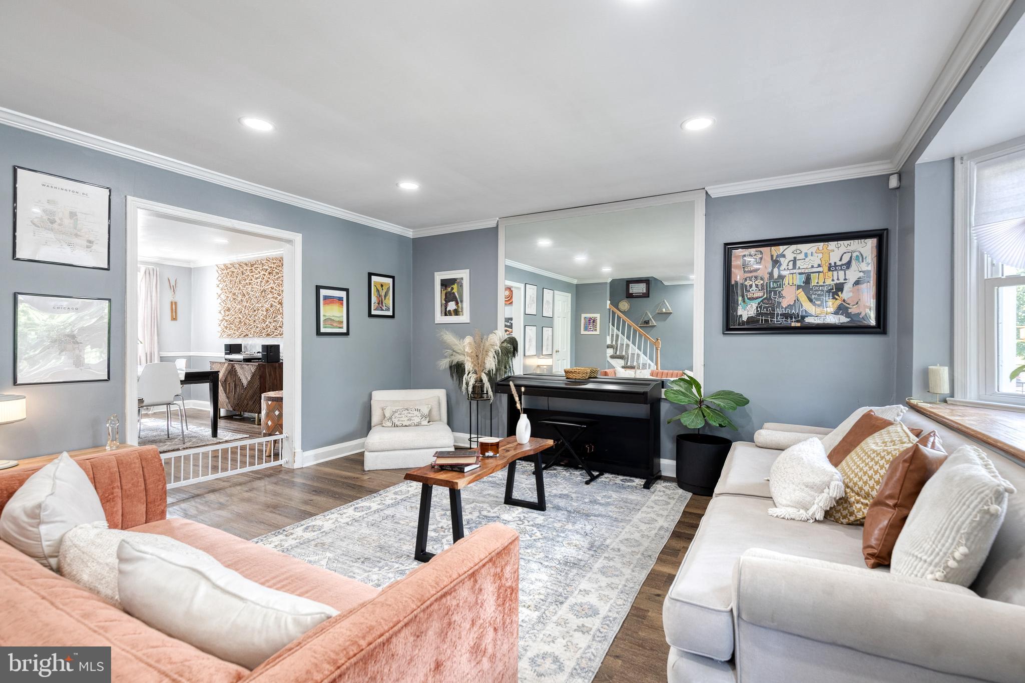 CHINQUAPIN PARK - Residential
