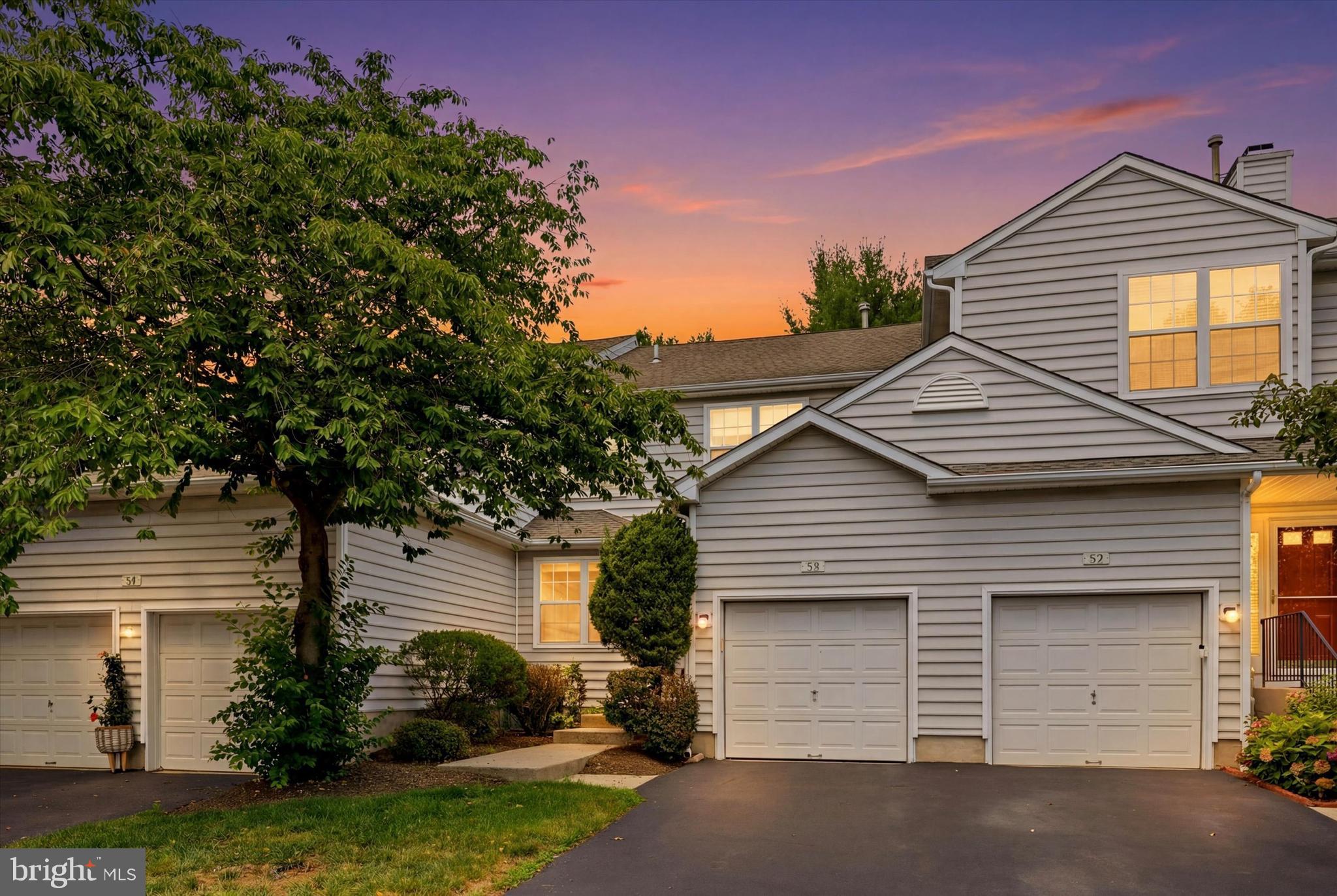 THORNHILL - Residential