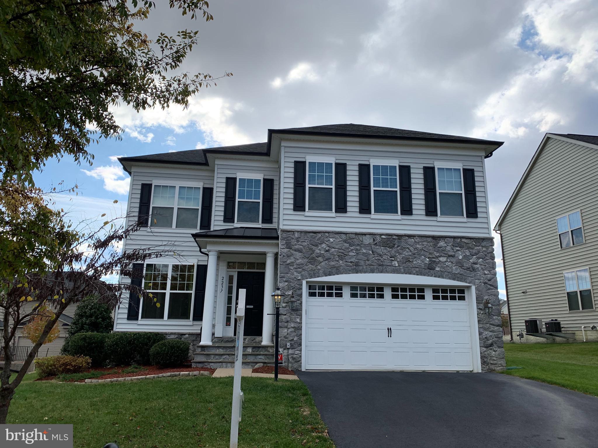 PORT POTOMAC - Residential Lease