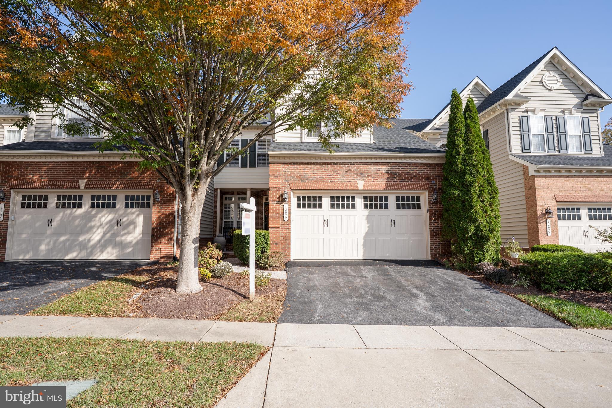 ELLICOTT MEADOWS - Residential