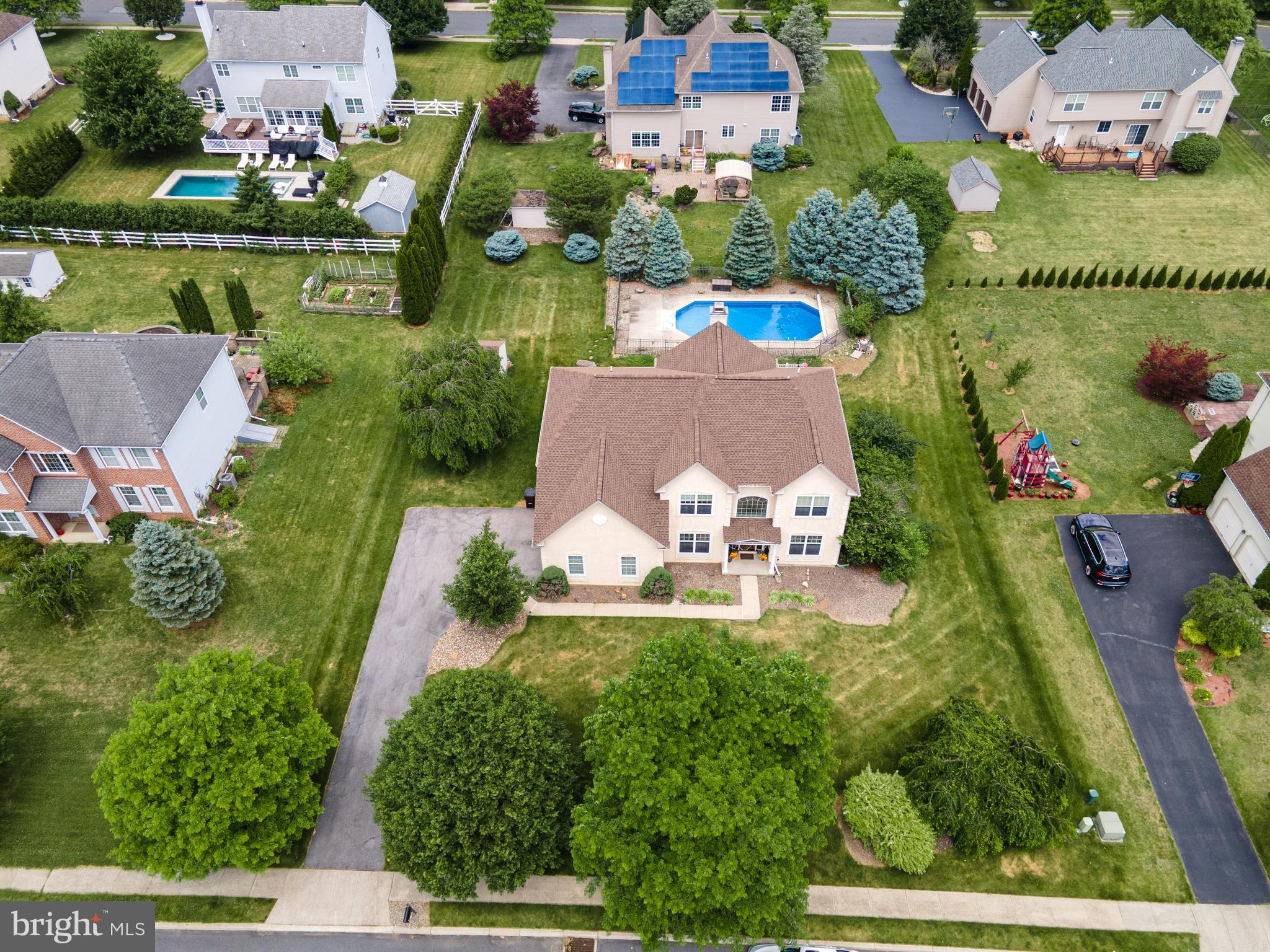 LAKE VIEW ESTATES - Residential