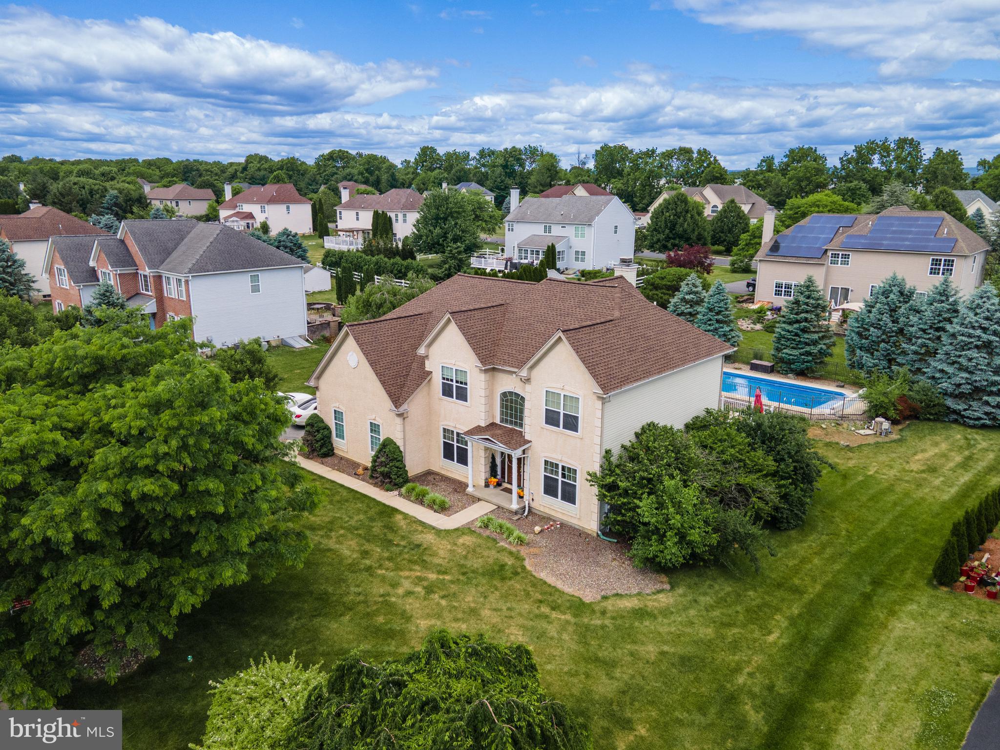 LAKE VIEW ESTATES - Residential