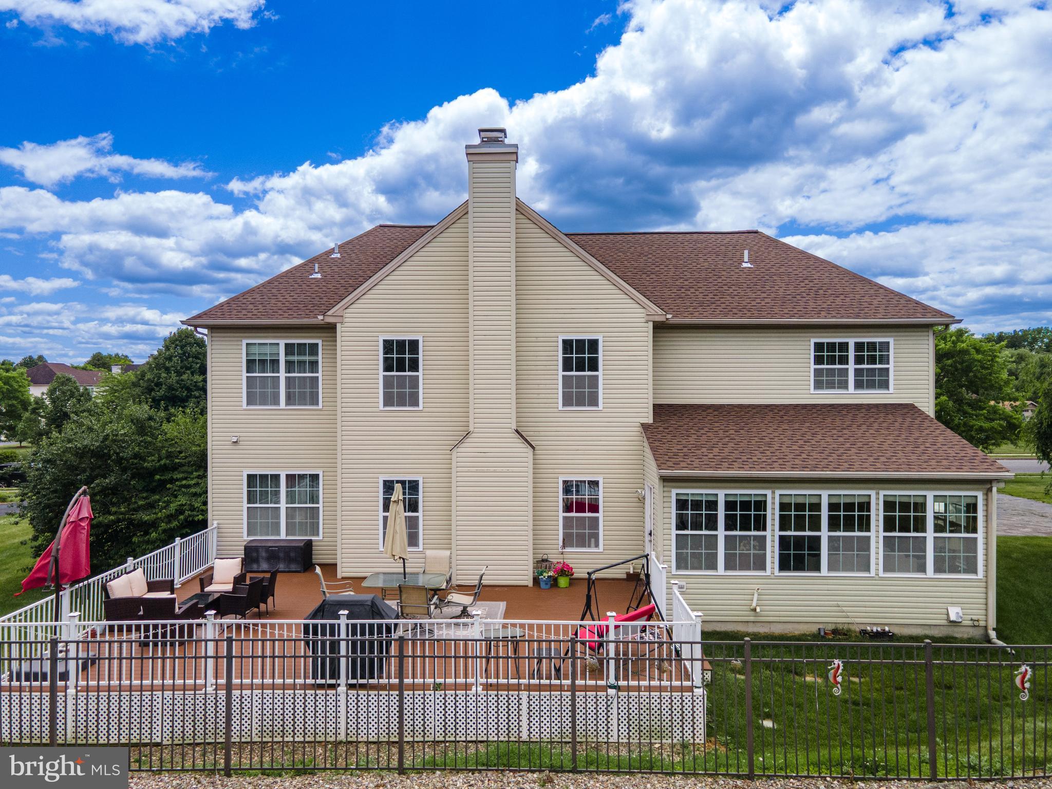 LAKE VIEW ESTATES - Residential