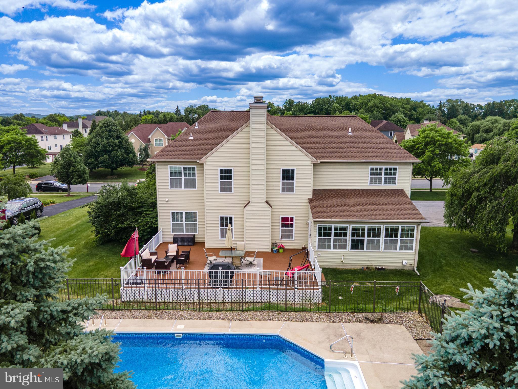 LAKE VIEW ESTATES - Residential