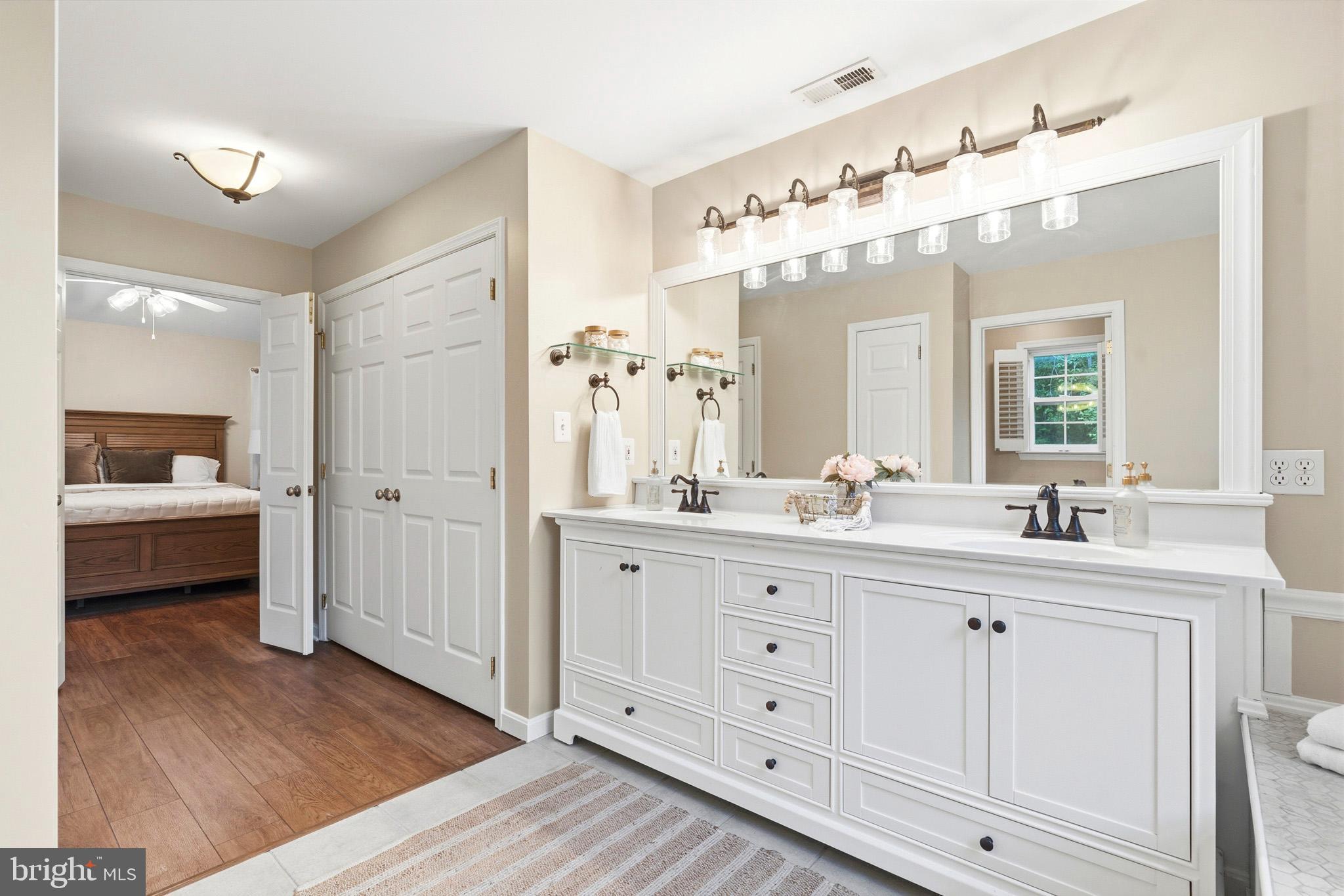 OLD HICKORY - Residential