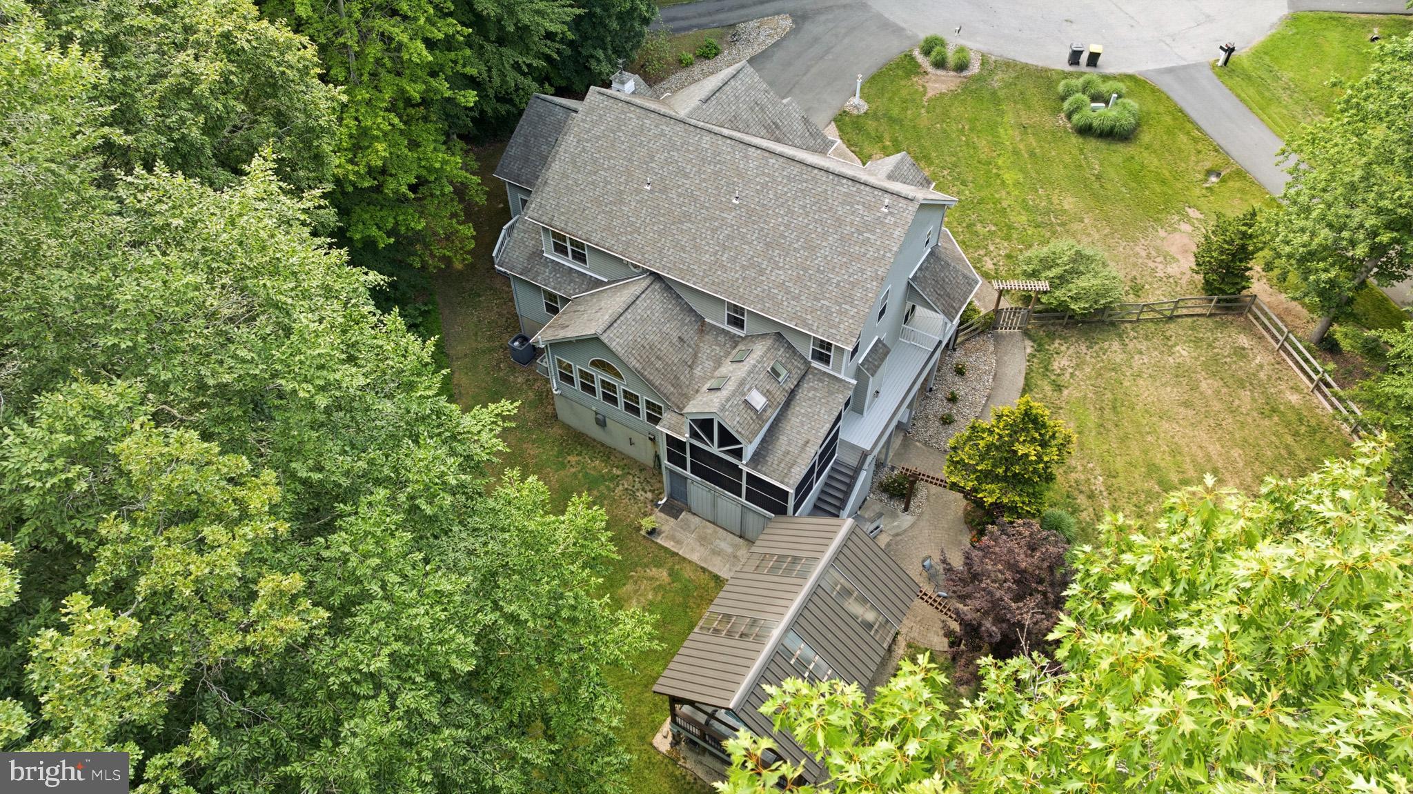 OLD HICKORY - Residential