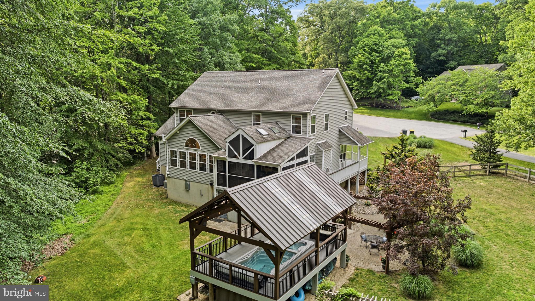 OLD HICKORY - Residential