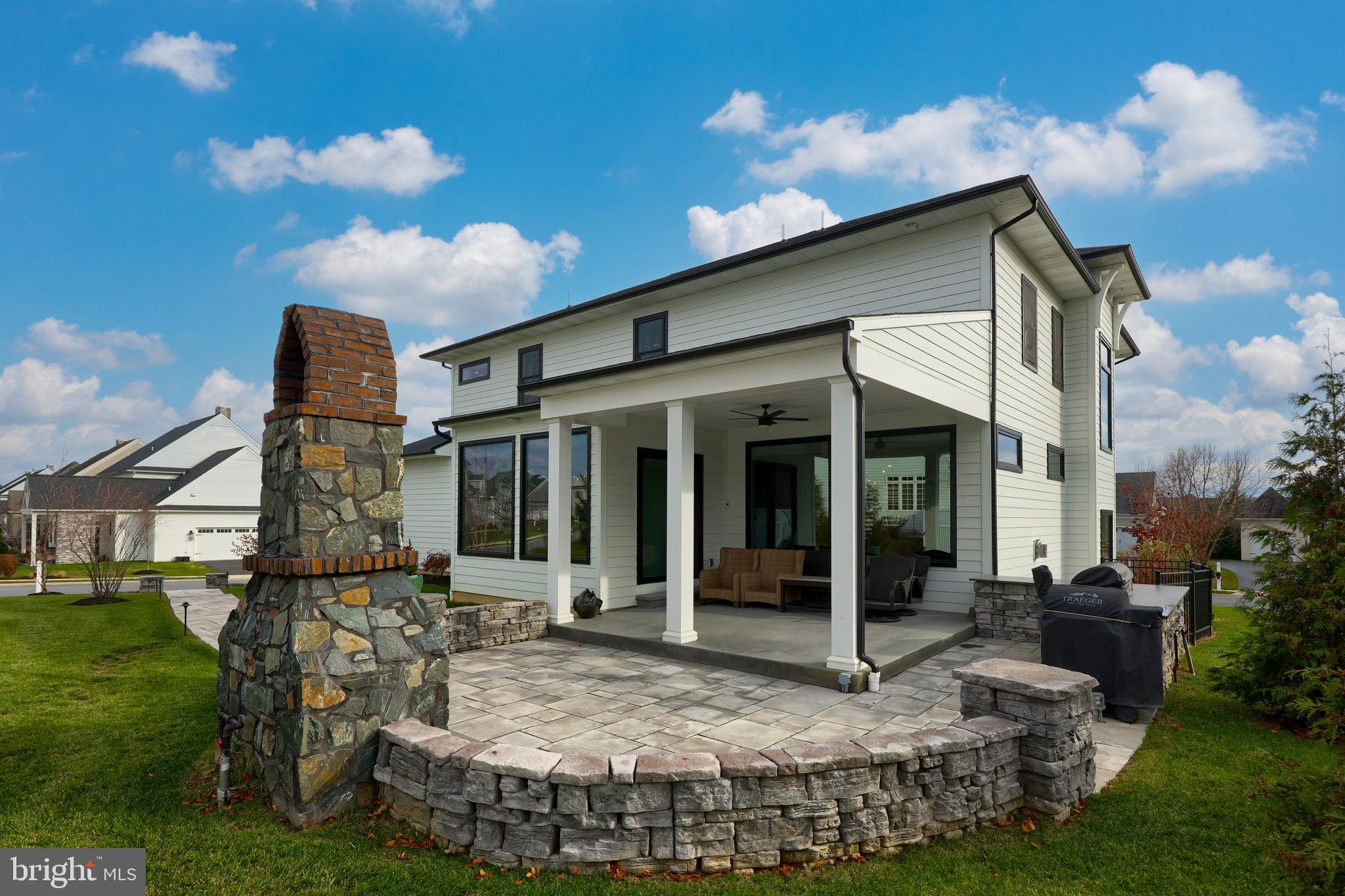 STONEHENGE RESERVE - Residential