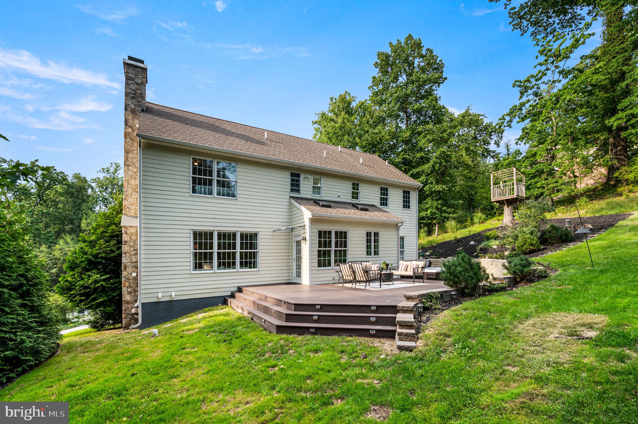 VALLEY HILLS - Residential