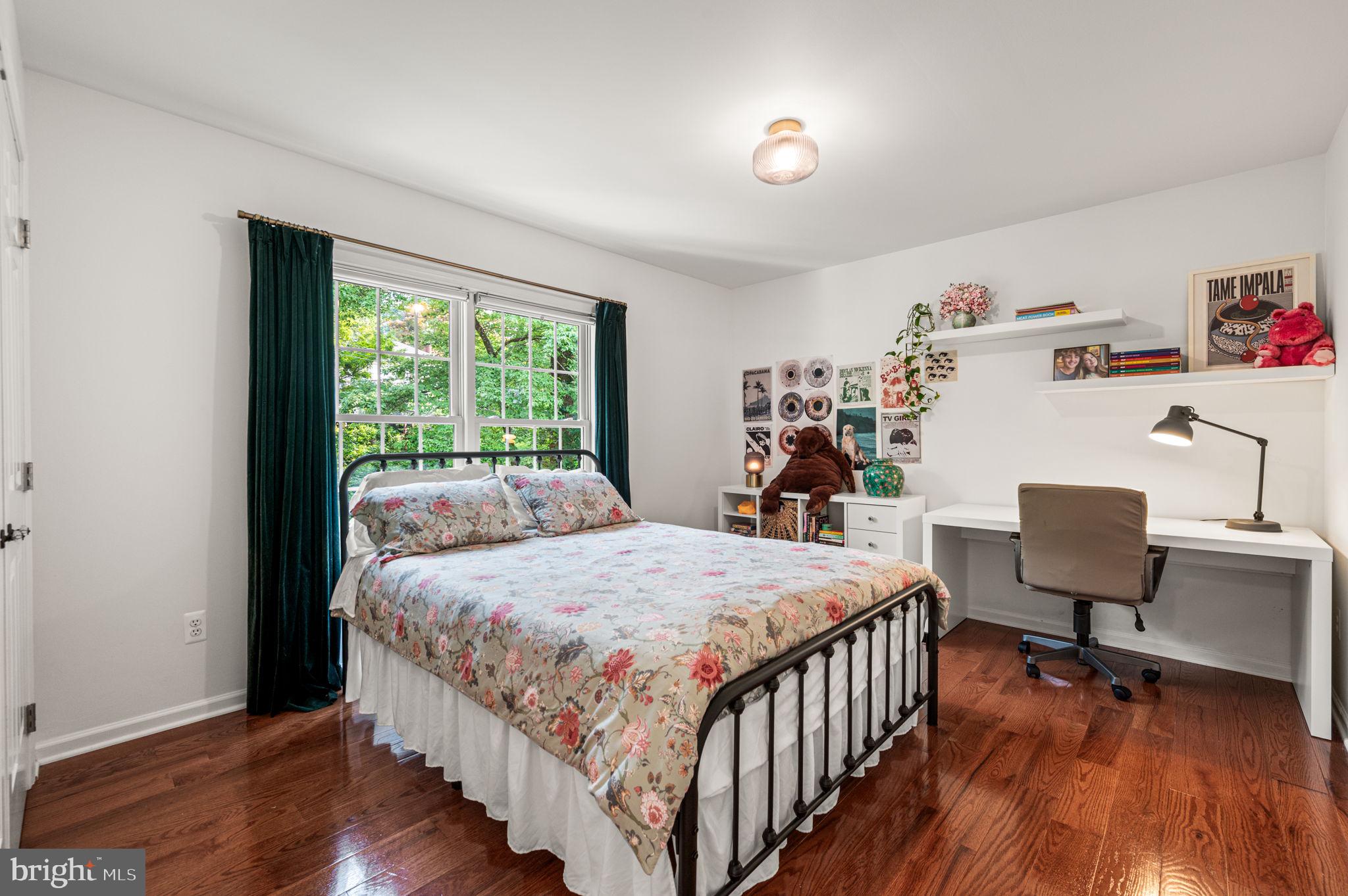 VALLEY HILLS - Residential